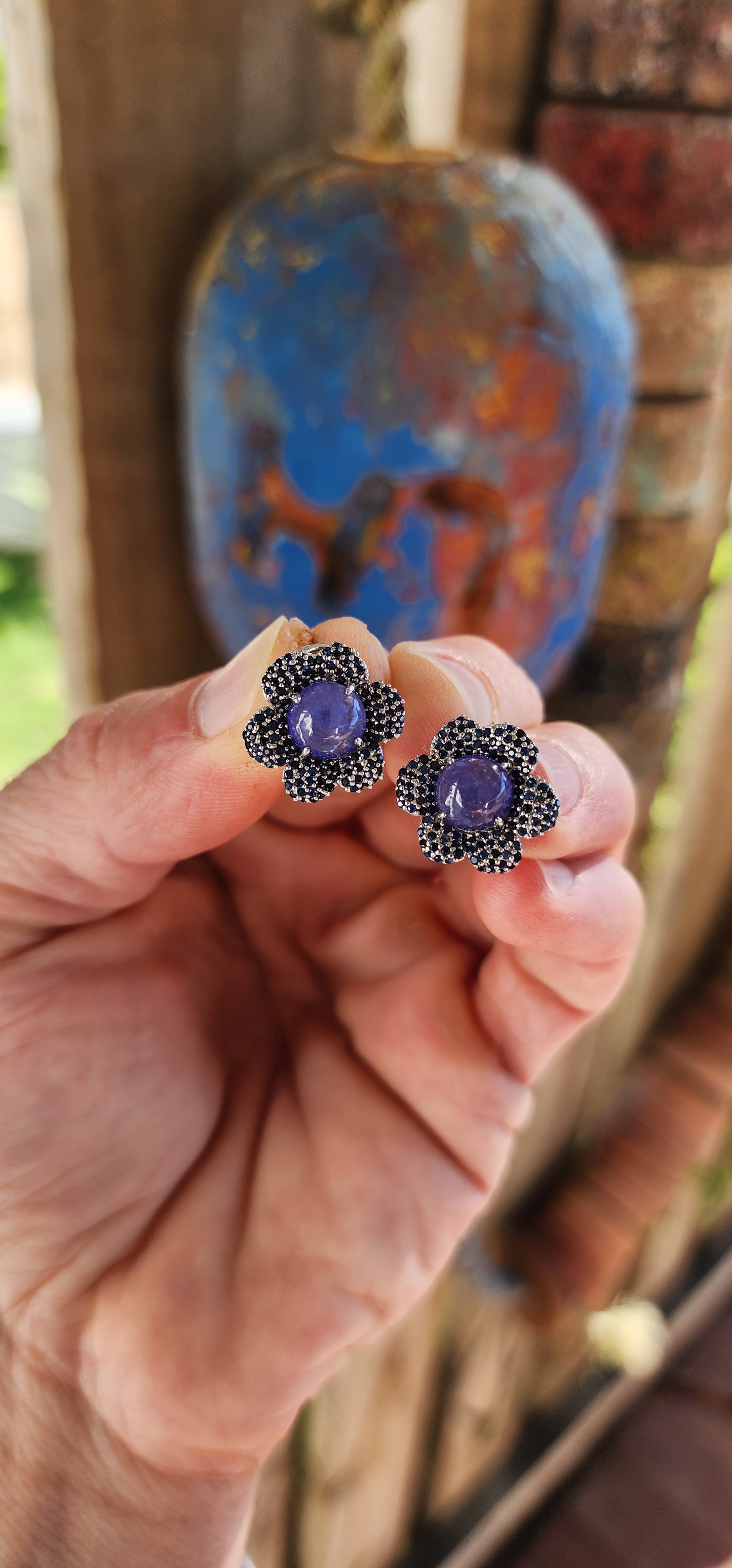 Straight from the heart of an enchanted glade where moonlight dances through violet mist and faeries whisper secrets into dew-drenched petals, comes this utterly magical sterling silver jewelry set—a treasure surely spun by woodland enchantresses.