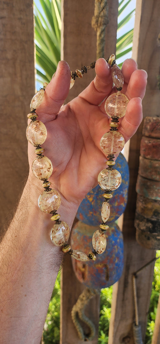 This vintage beauty is a dazzling example of mid-century Venetian art glass craftsmanship.