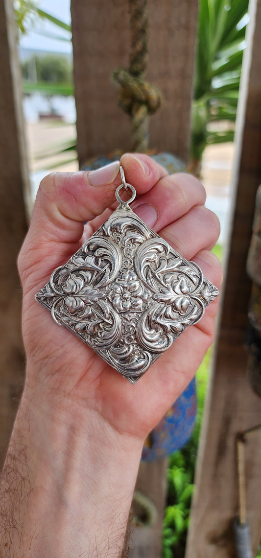 An Heirloom in Silver – A Rare Oversized Candida Pendant by Joe Calafato.
