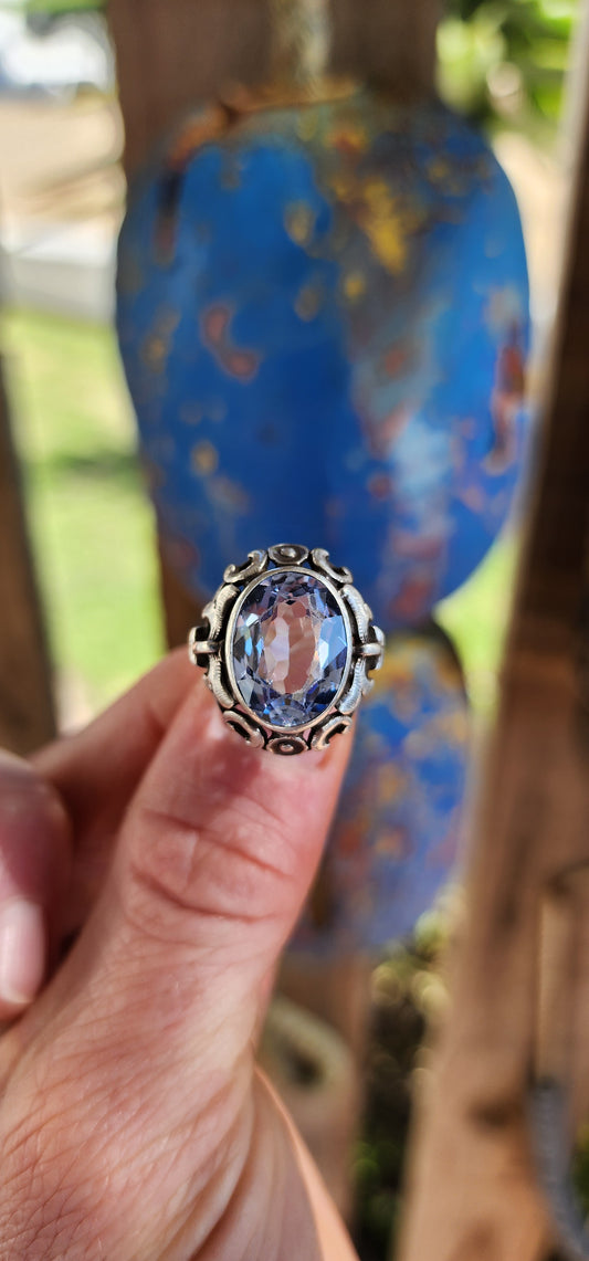 Highly sought after antique Arts & Crafts / Jugendstil-era cocktail ring.