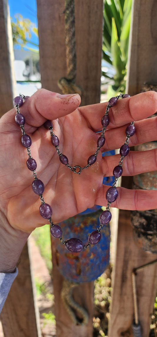 Art Deco Era 1930’s Czech Faux Amethyst Glass Beaded Necklace.