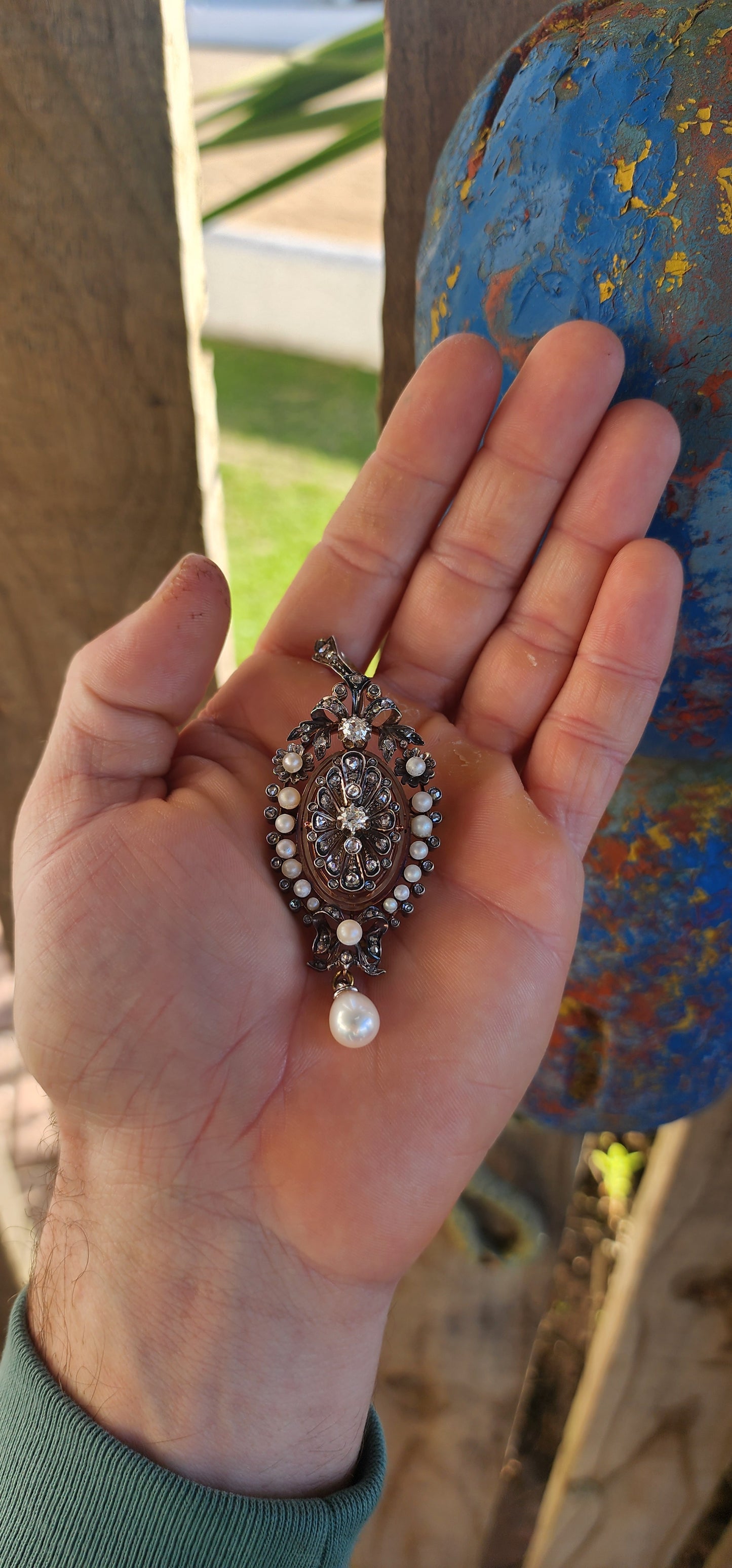 French Victorian Rose Gold & Diamond Brooch/Pendant, c.1850s.