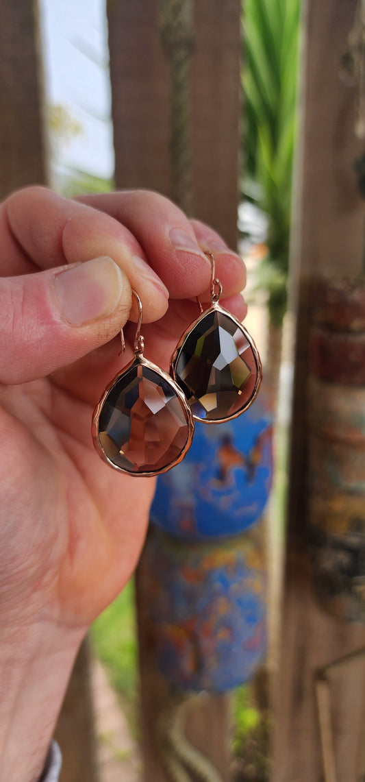 A truly glamorous pair of highly sought-after designer earrings by Ippolita, renowned for her luxurious, sculptural jewelry that blends Italian craftsmanship with modern sophistication.