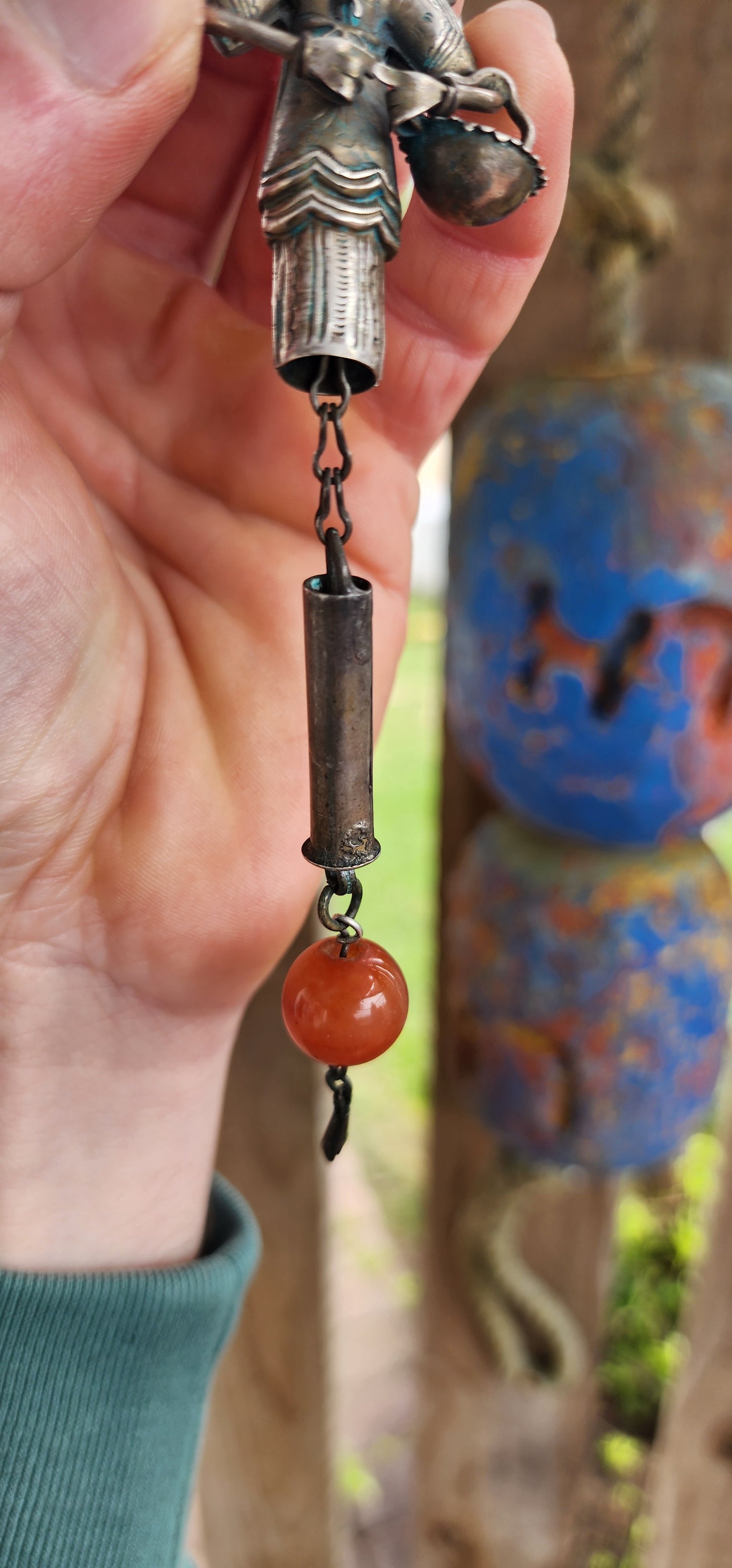 Marvelous antique Chinese Qing Dynasty (1644–1911) chatelaine sewing needle case, exquisitely handcrafted in low-grade silver. This piece is both practical and symbolic – a glimpse into the artistry of everyday life in old China.