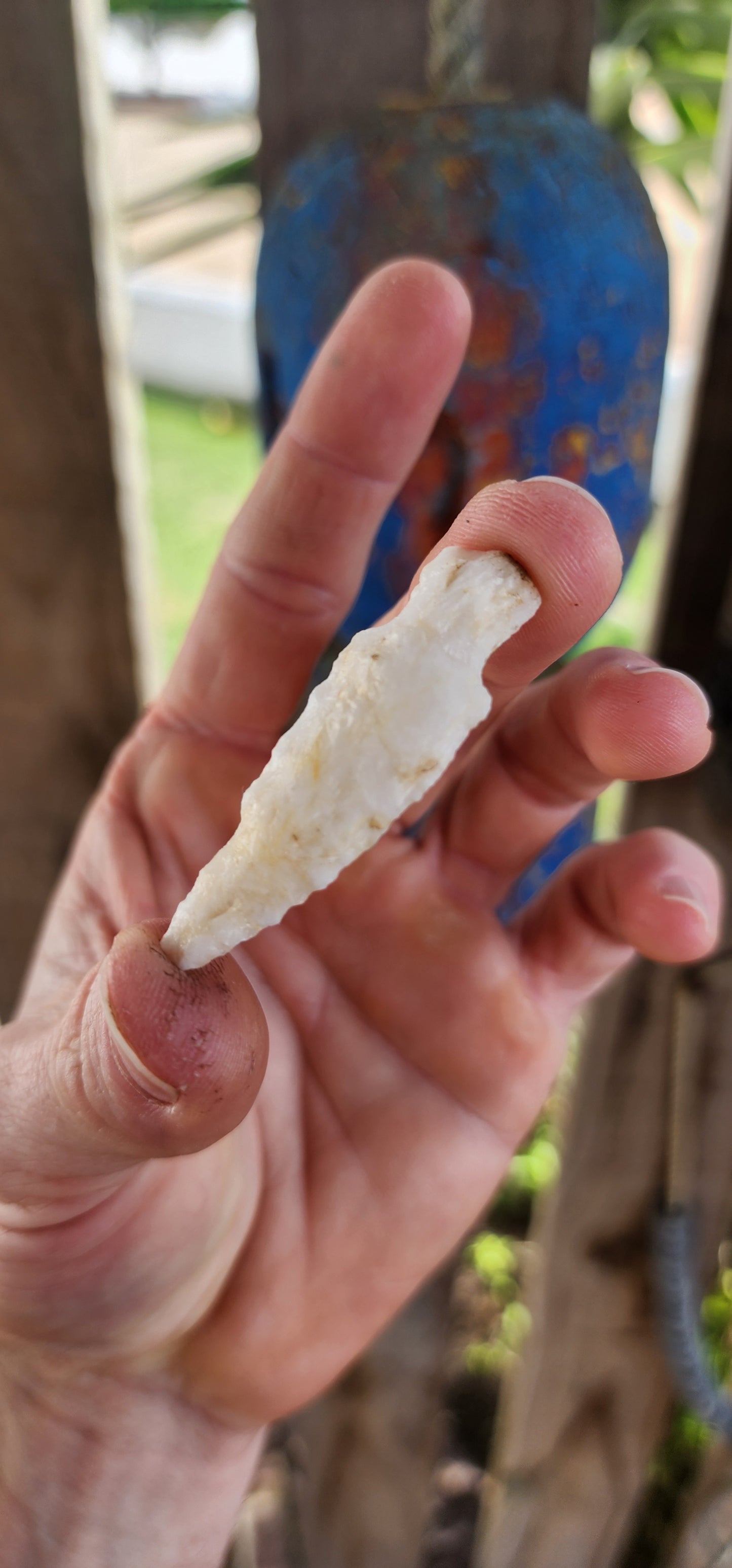 For the discerning collector of history, here is a tangible link to the deep past — a hand-carved Native American arrowhead, carefully excavated from the western Appalachian region of North Carolina.