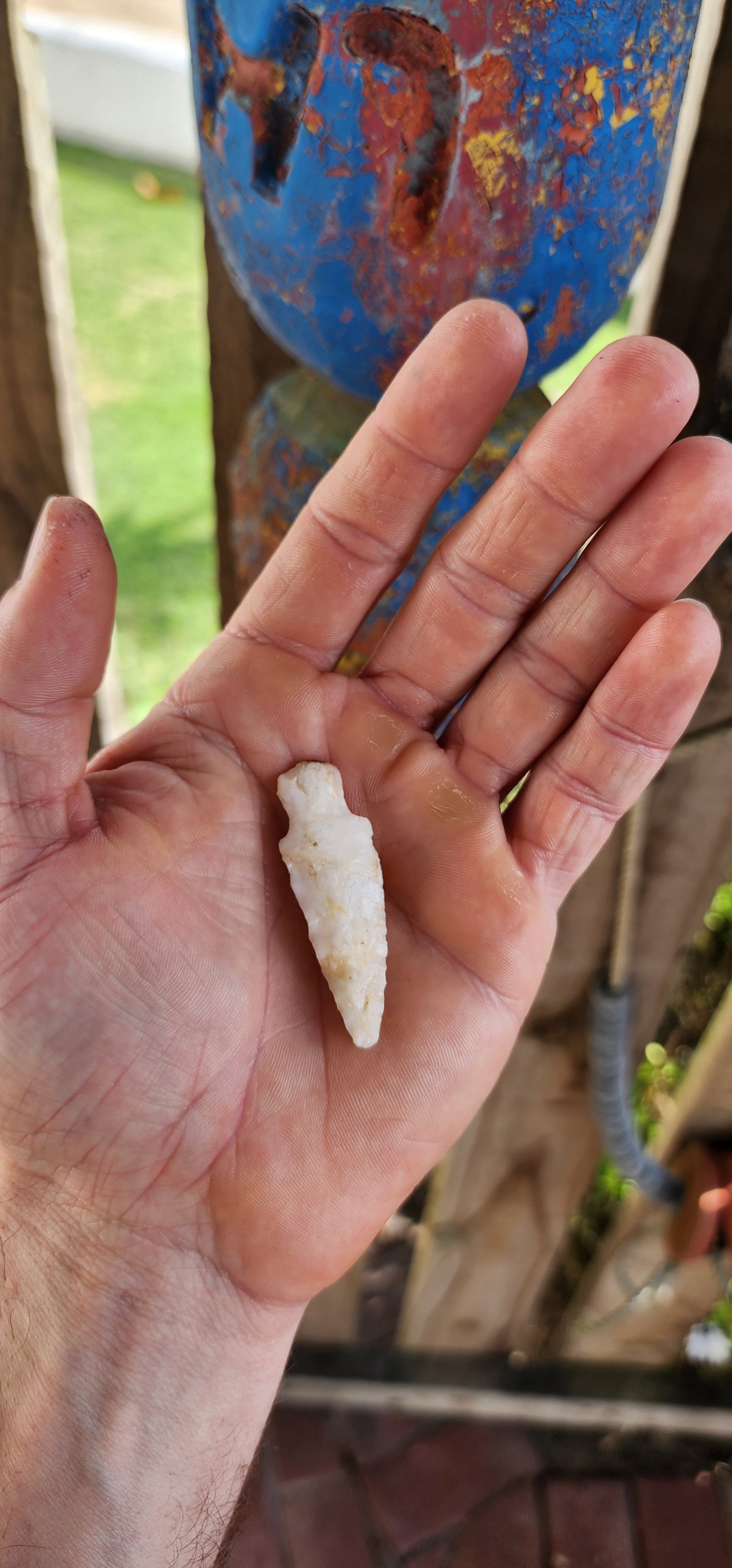 For the discerning collector of history, here is a tangible link to the deep past — a hand-carved Native American arrowhead, carefully excavated from the western Appalachian region of North Carolina.