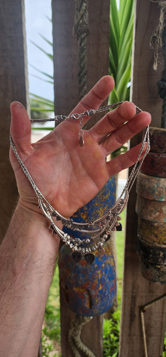 This Gas Bijoux necklace is a statement-making piece that effortlessly captures the free-spirited essence of bohemian luxury.