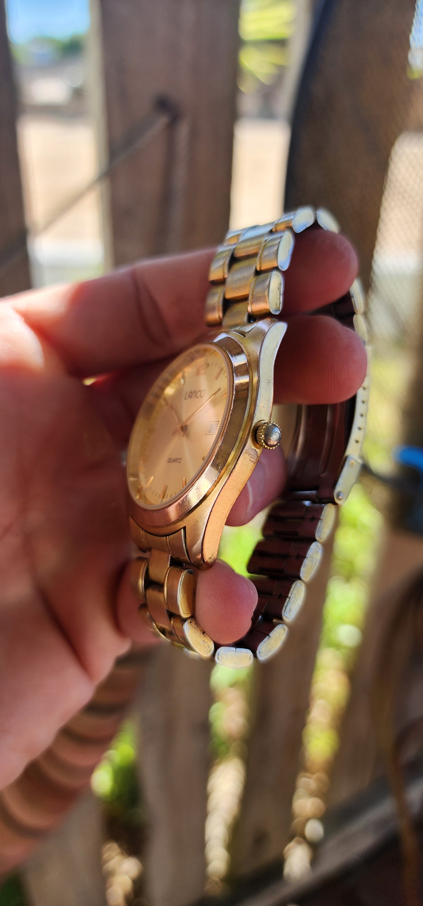 Handsome, clean, and ready for duty — this classic vintage Lanco men’s wristwatch is a shining nod to the sleek dress-watch aesthetic of the late 20th century.