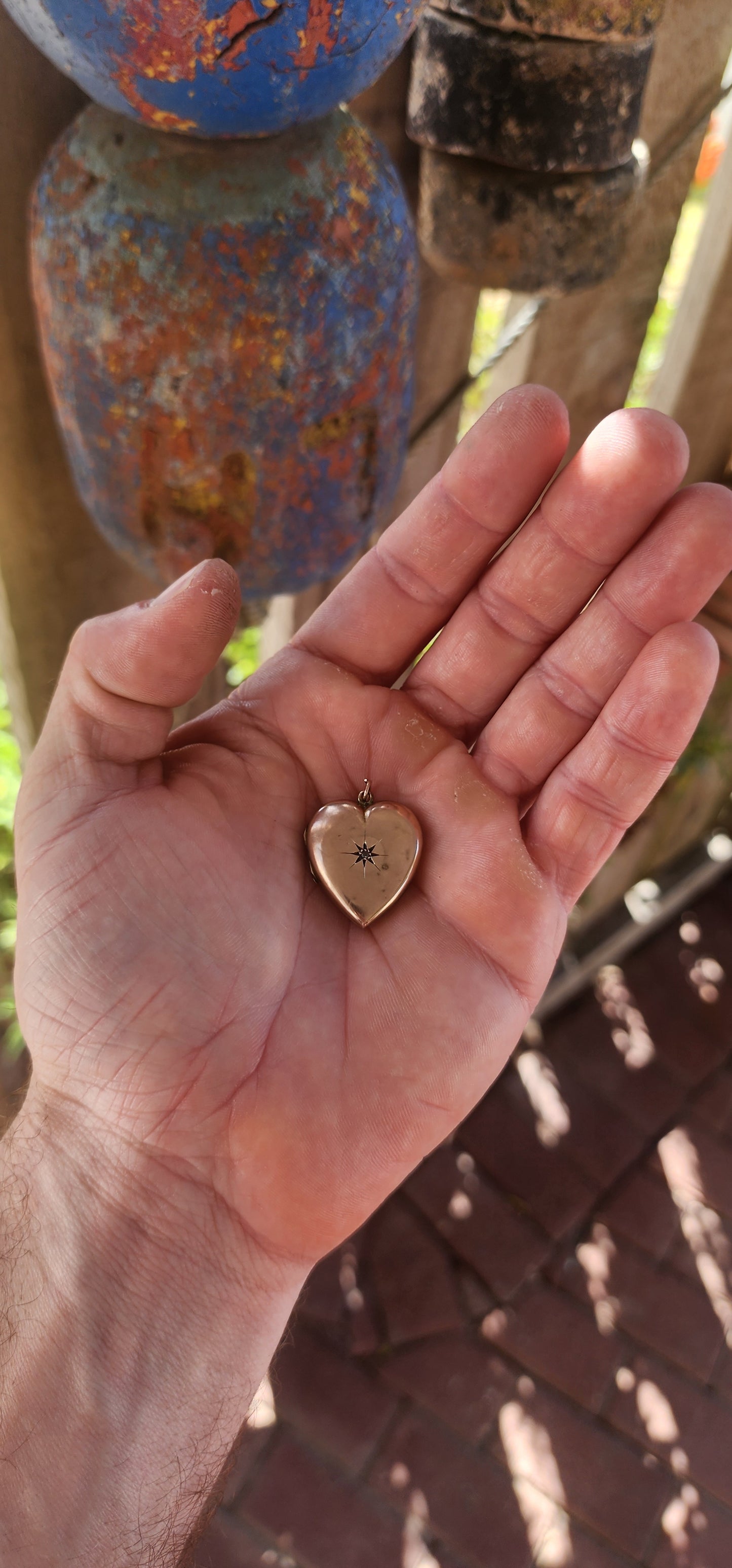 Antique Edwardian 9ct Rose Gold Puffed Heart Locket (c.1900).