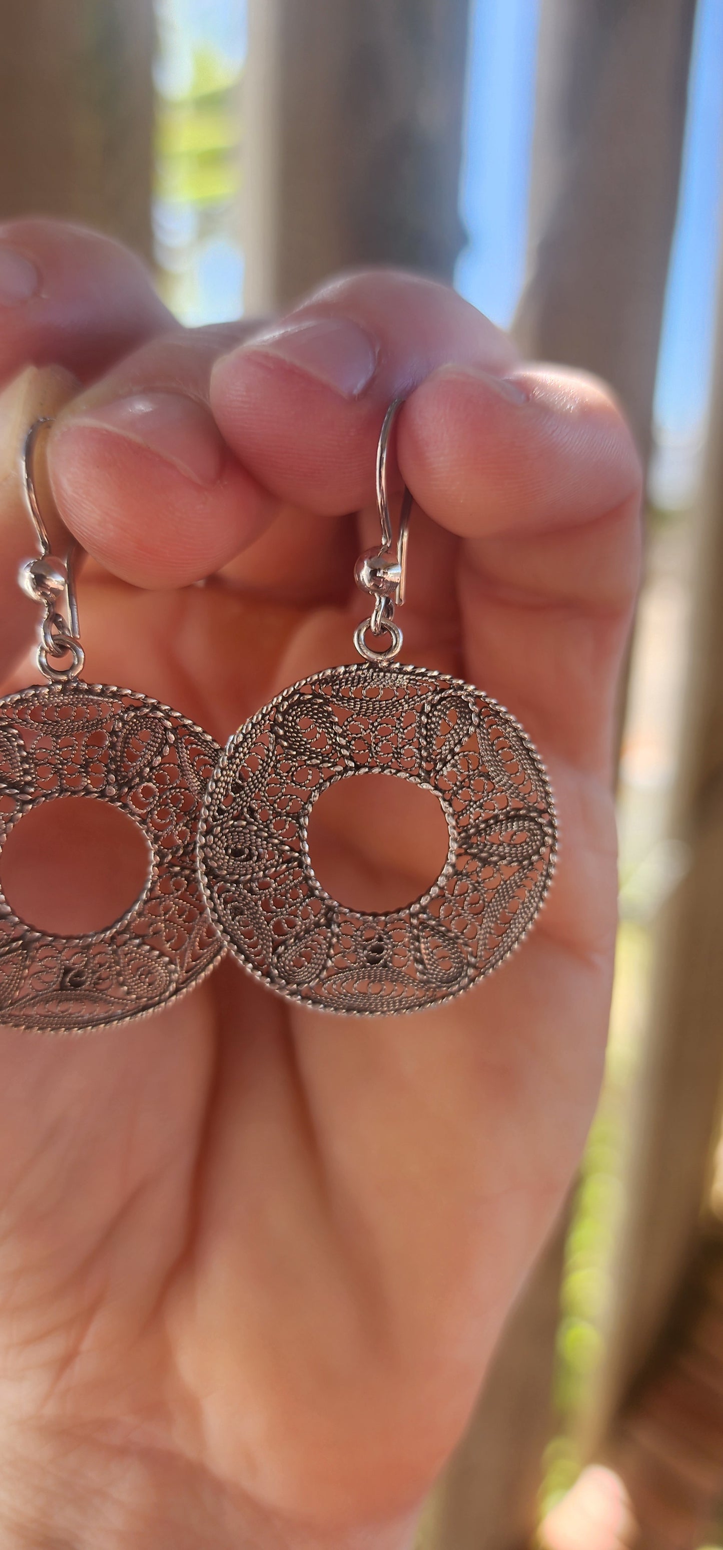 Gorgeous pair of oxidised sterling silver filigree earrings — little round dreamcatchers of sparkle and detail!