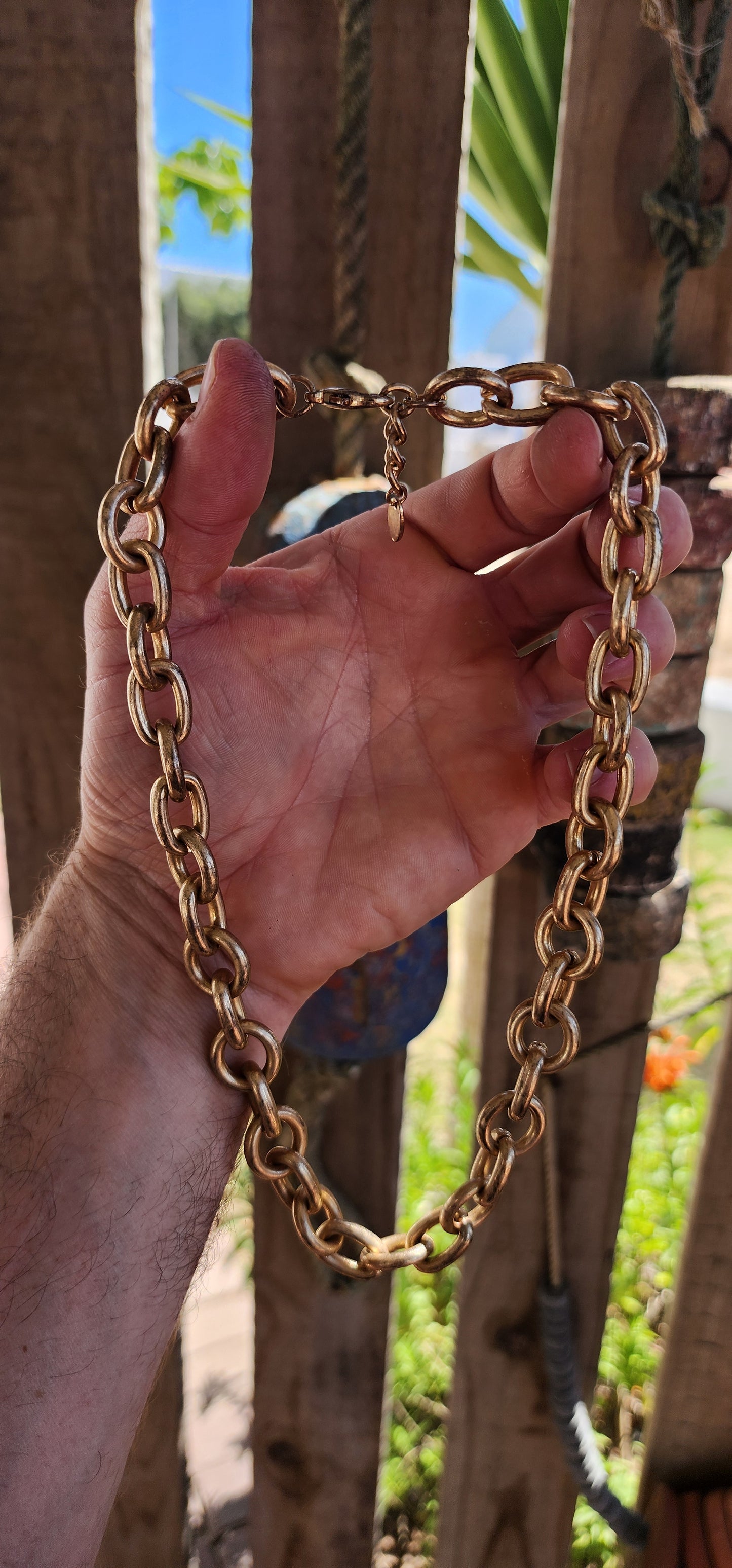 Serving maximum main-character energy, this chunky designer costume necklace by ZARA is the definition of bold, modern luxury with a street-chic twist.