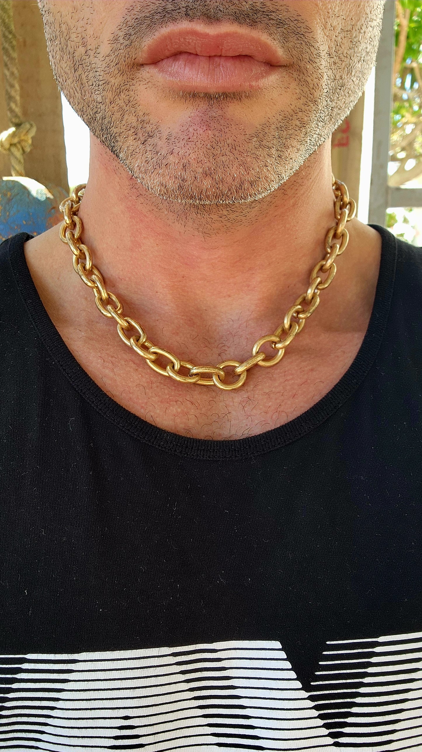 Serving maximum main-character energy, this chunky designer costume necklace by ZARA is the definition of bold, modern luxury with a street-chic twist.