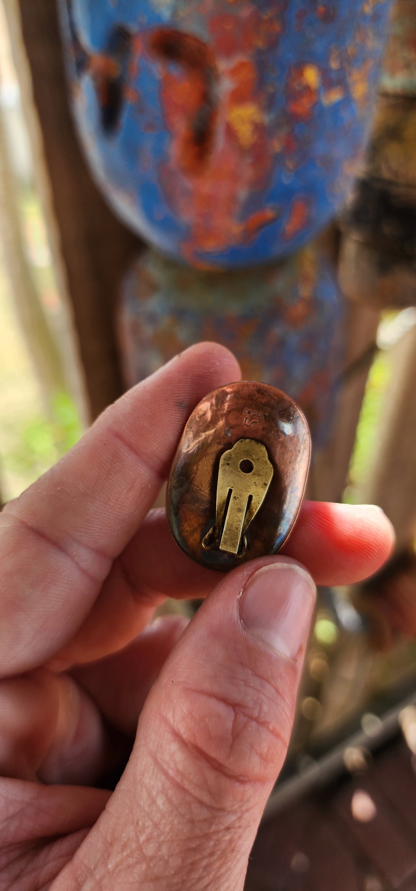 A truly marvelous pair of vintage Mid-Century Modernist designer clip-on earrings by the legendary South African artist Kurt Jobst — and let me just say… this is museum-grade wearable art.