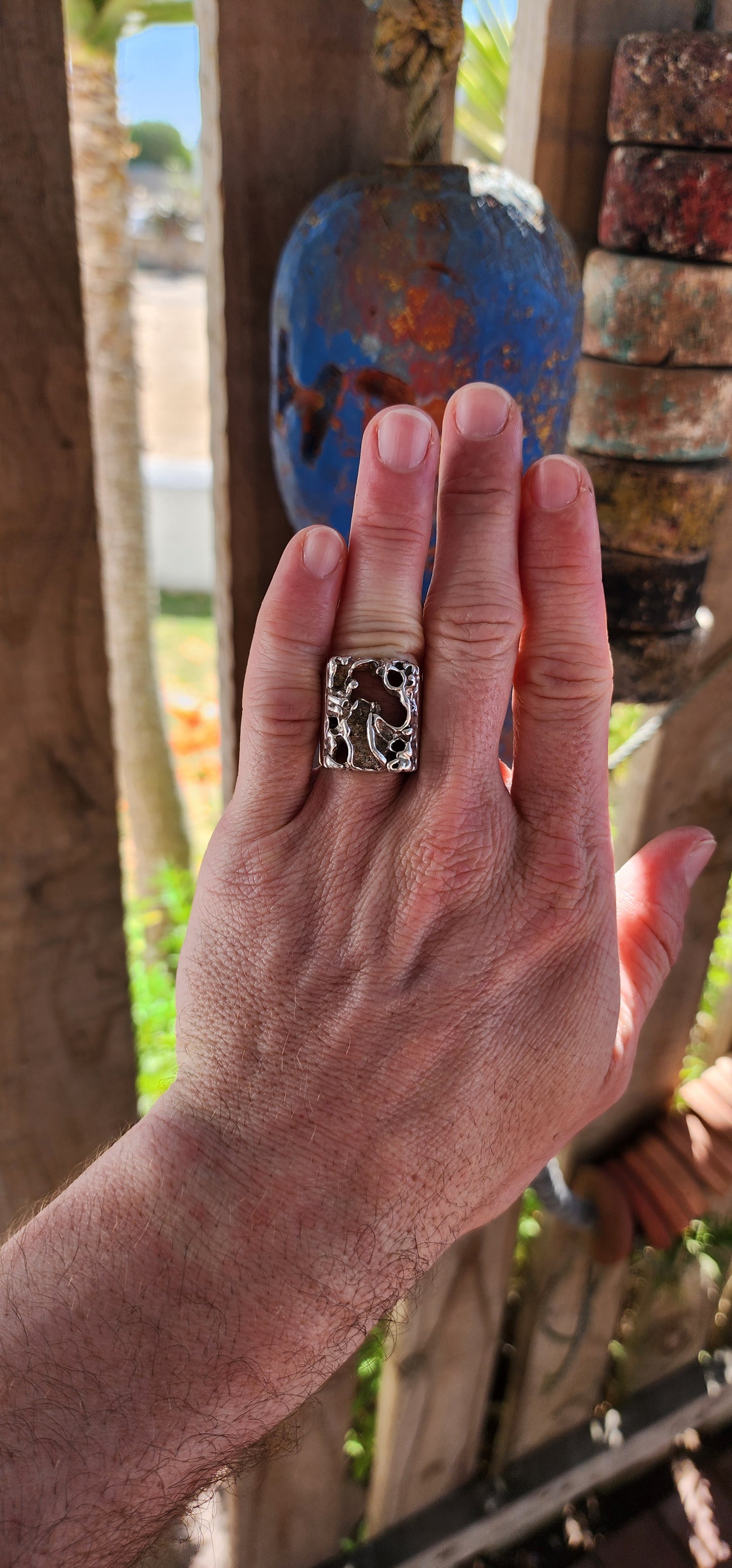 A mighty, sculptural, and absolutely unmistakable Juhls “Tundra” Collection ring — crafted in solid sterling silver during the 1960s and steeped in the design DNA of Norway’s Arctic wilderness.