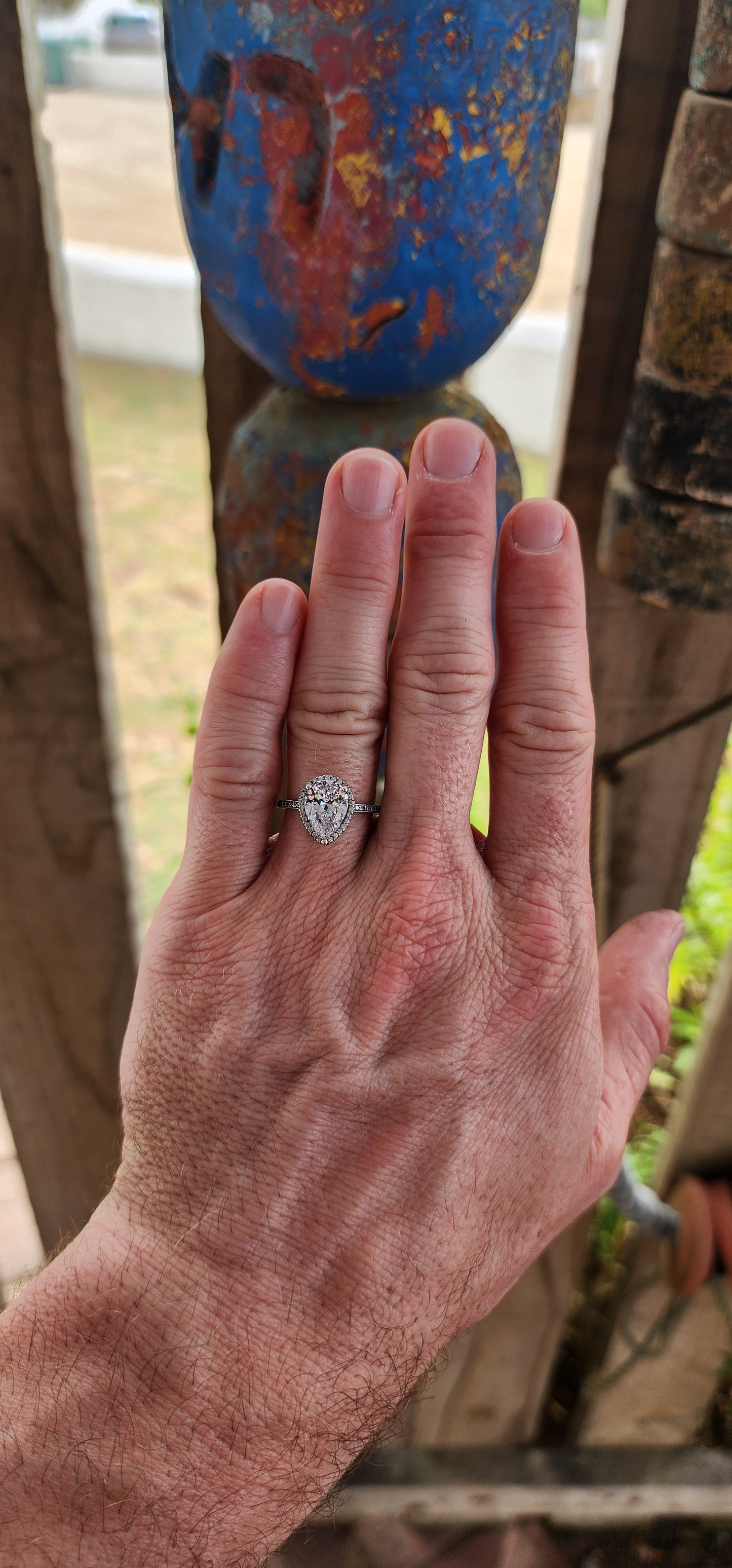 Ohhh she’s a showstopper — classic, elegant, and dripping in sparkle with that unmistakable Pandora polish.
