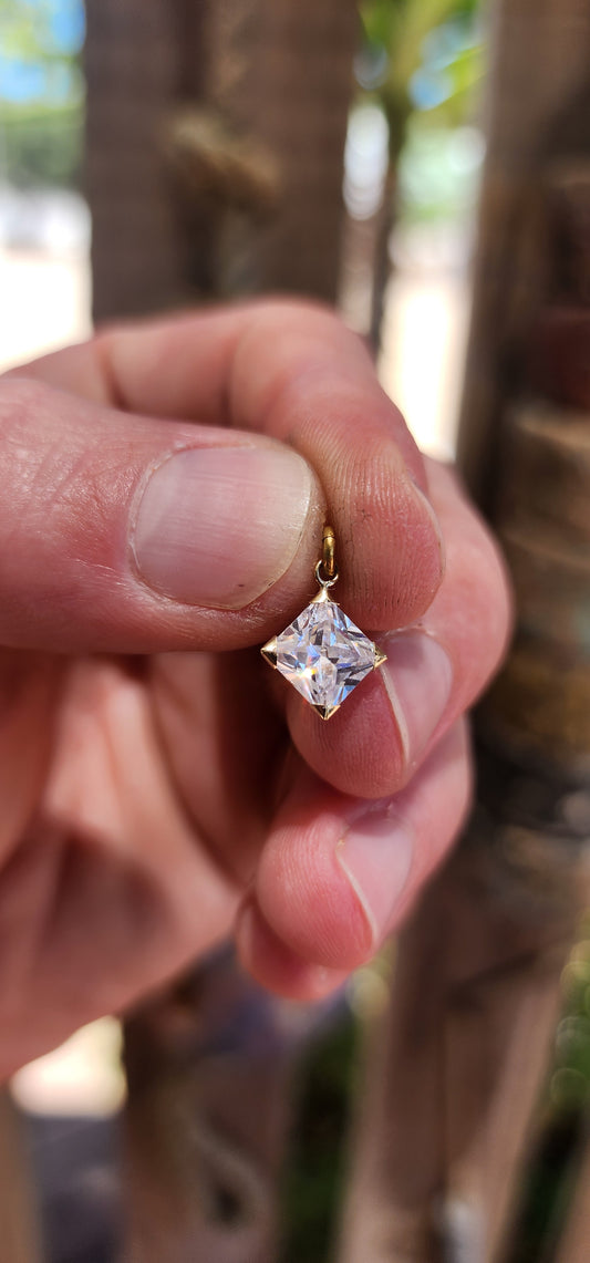 Minimalist Vintage 9ct Yellow Gold Princess-Cut CZ Pendant / Charm