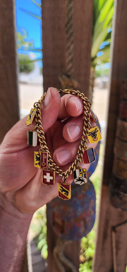 Vintage European / Swiss Souvenir Charm Bracelet.