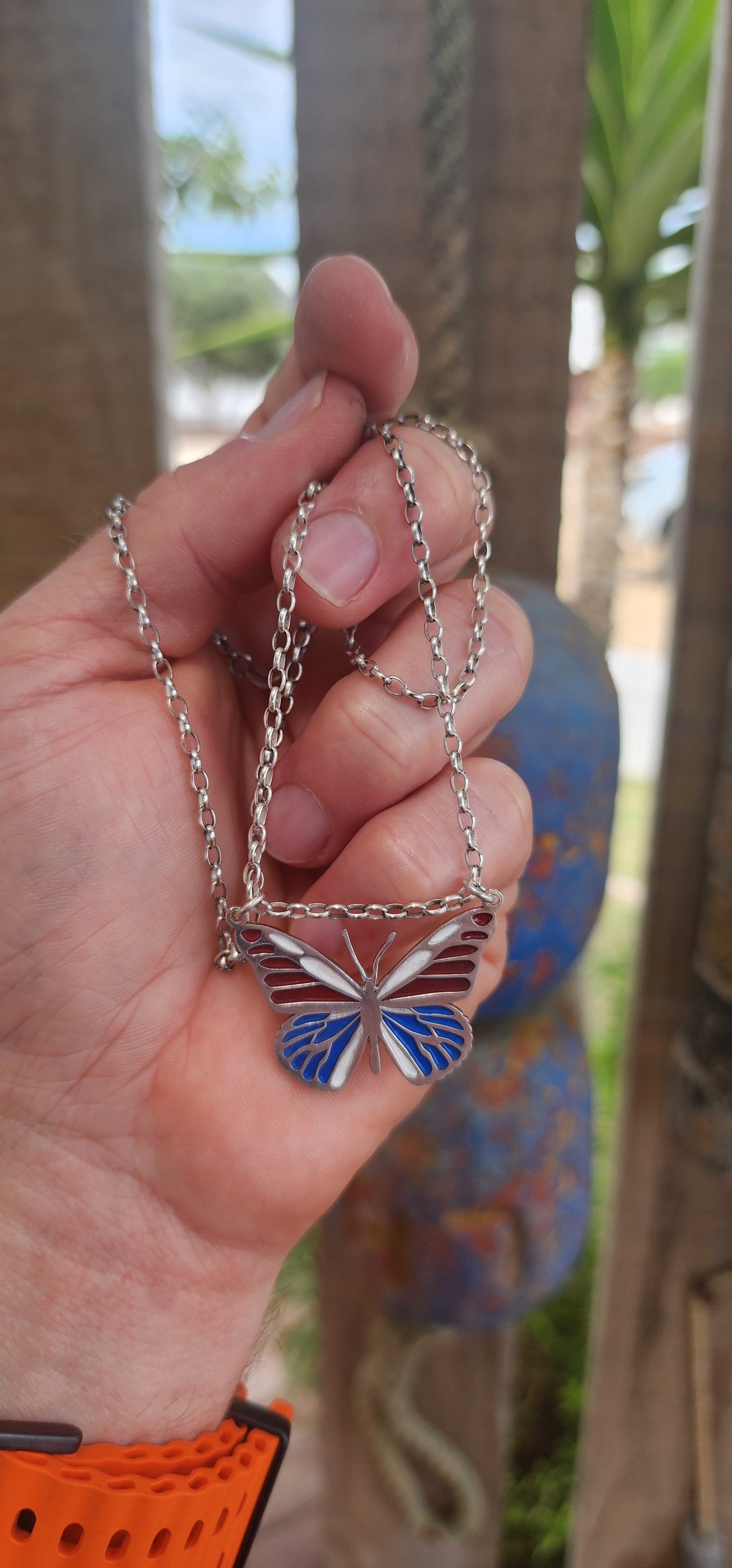 This gorgeous piece is artisan made in solid sterling silver and features a beautifully stylised butterfly pendant — a symbol of transformation, freedom, and new beginnings.