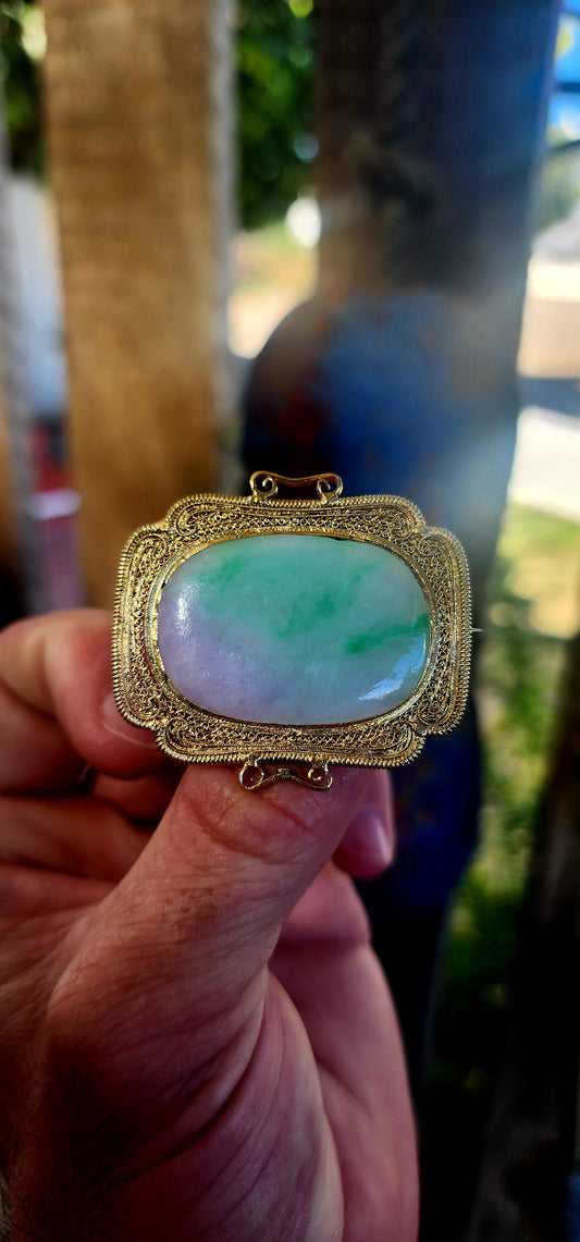 Antique Victorian Chinese Export Jadeite Brooch.An exceptional antique treasure from the Victorian era — and a remarkable example of early Chinese export craftsmanship.