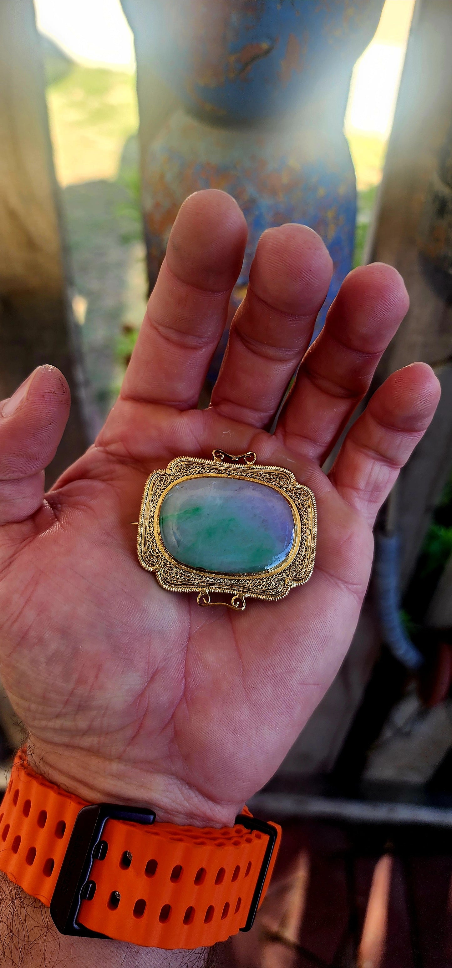 Antique Victorian Chinese Export Jadeite Brooch.An exceptional antique treasure from the Victorian era — and a remarkable example of early Chinese export craftsmanship.