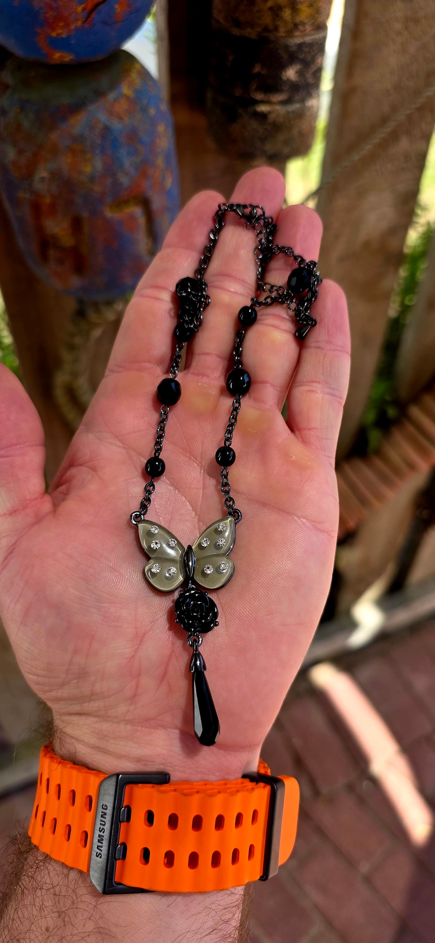 This high-quality costume jewellery set carries a distinct gothic undertone, blending delicate butterfly symbolism with dark, almost Victorian-inspired elements.
