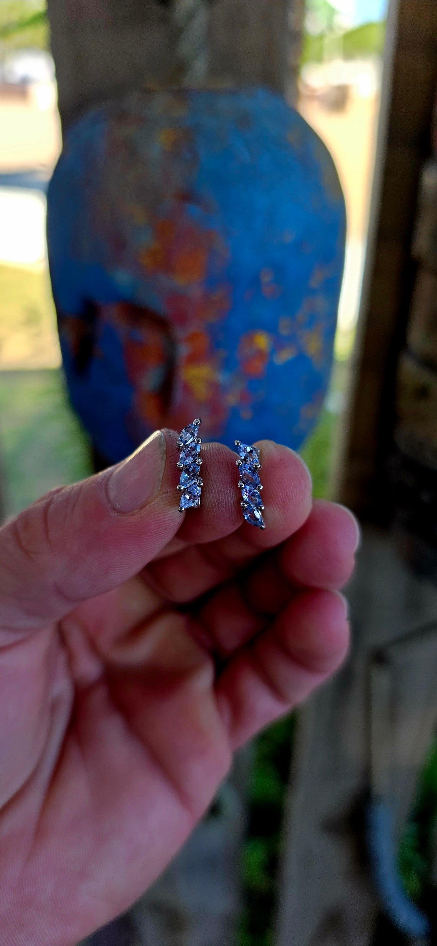 This beautiful matching sterling silver jewellery set brings together the soft, captivating glow of tanzanite gemstones in a coordinated trio designed to complement one another perfectly.