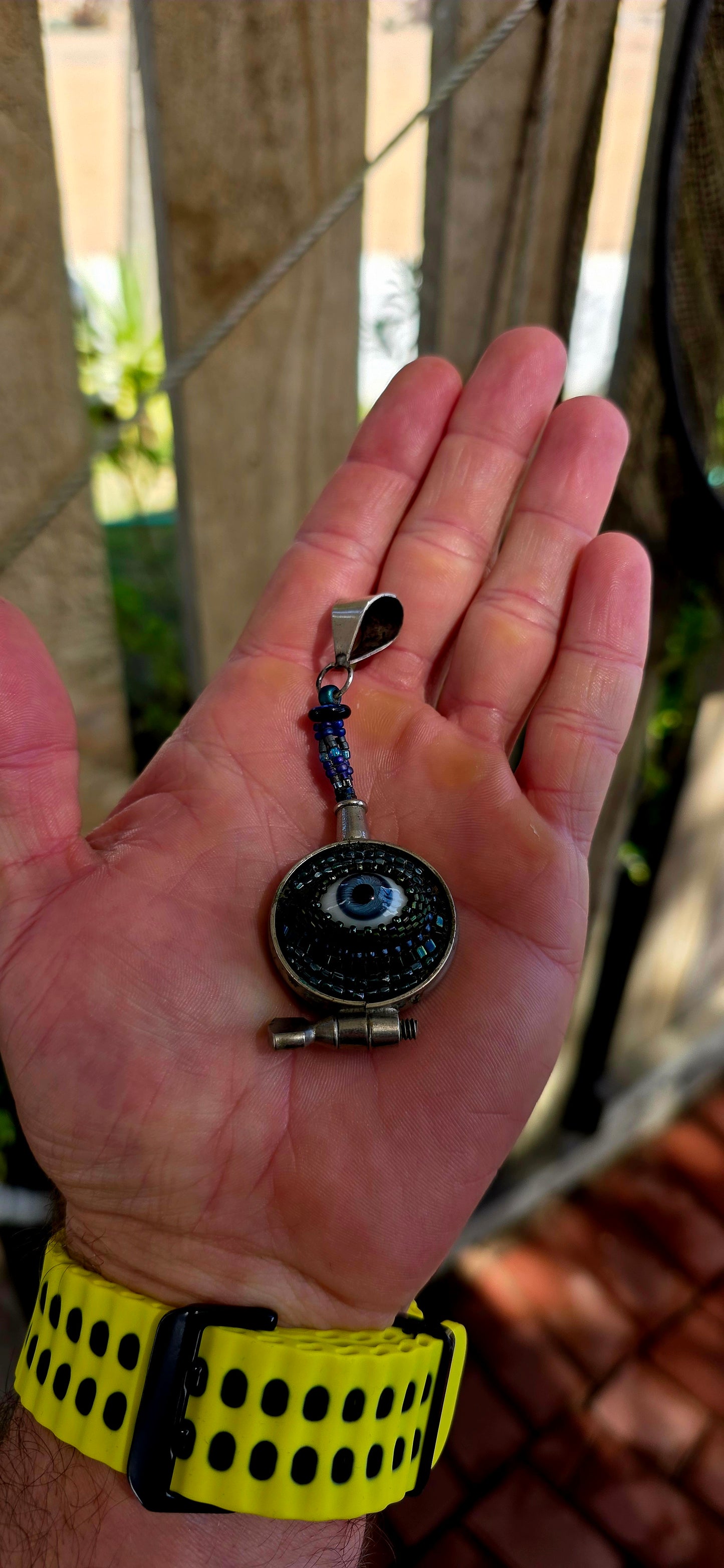 How insanely cool is this piece!! A truly one-of-a-kind artisan-made pendant, blending curiosity, symbolism, and craftsmanship into something that feels both mystical and slightly surreal.