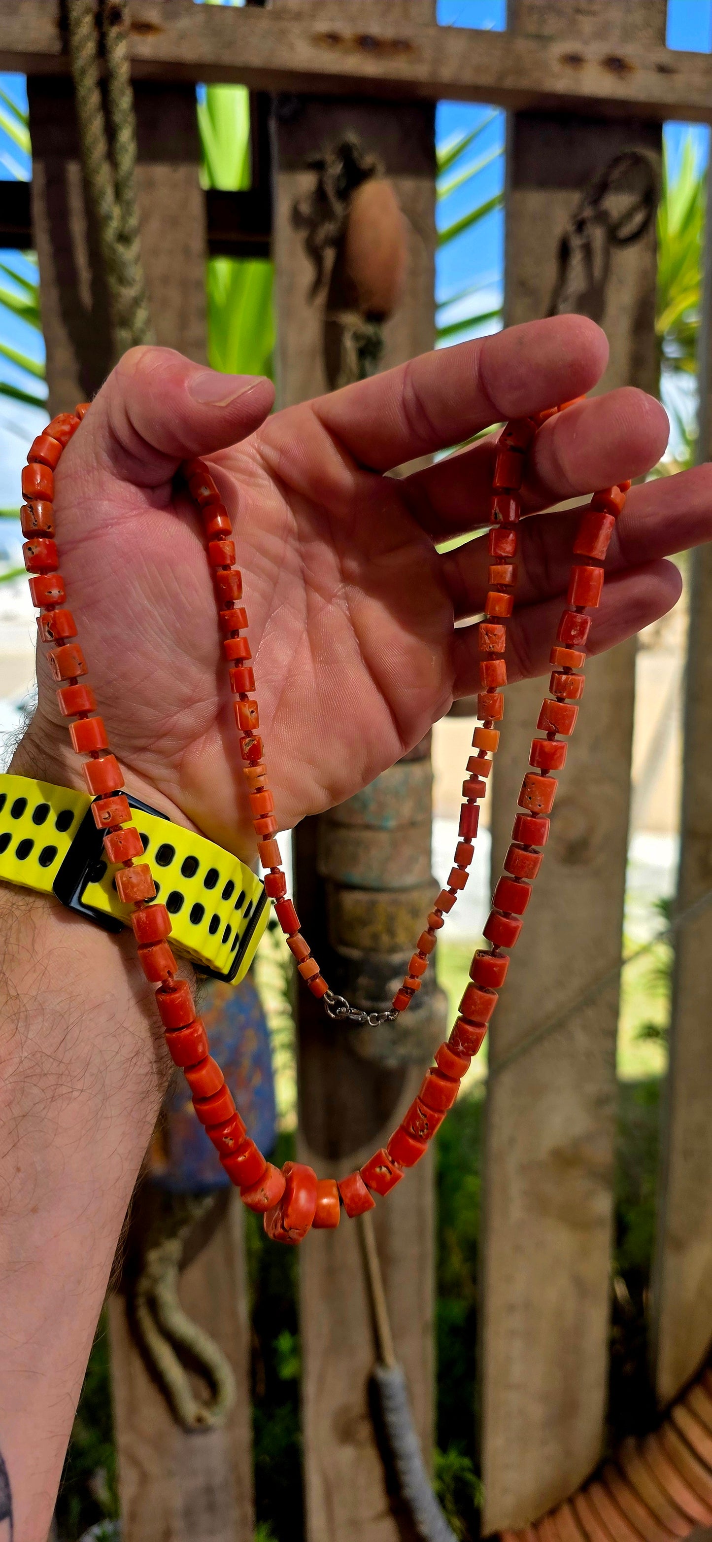 A truly exceptional and increasingly scarce find — this beautiful antique necklace is crafted from genuine Sciacca coral, celebrated for its rich sunset orange tones and historic origins in the Mediterranean.
