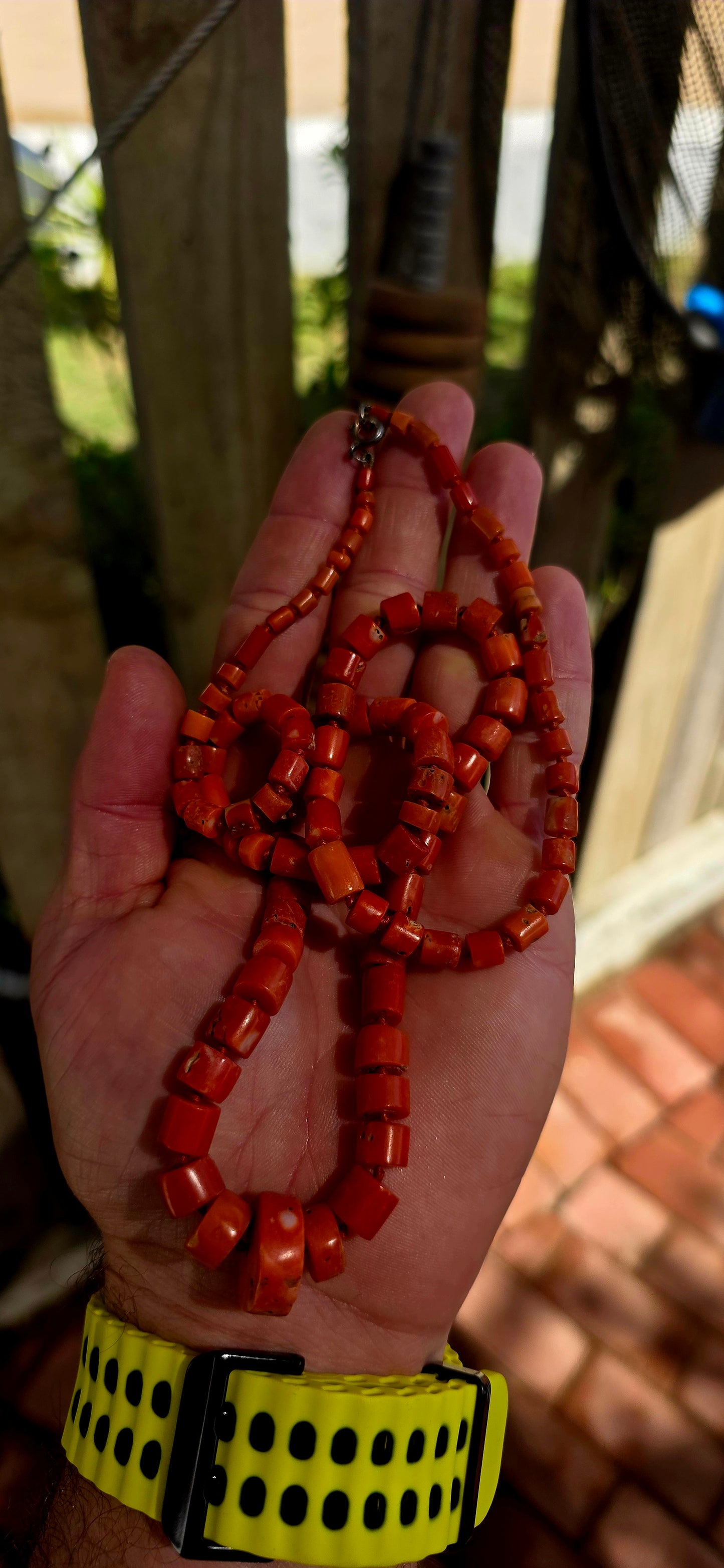 A truly exceptional and increasingly scarce find — this beautiful antique necklace is crafted from genuine Sciacca coral, celebrated for its rich sunset orange tones and historic origins in the Mediterranean.