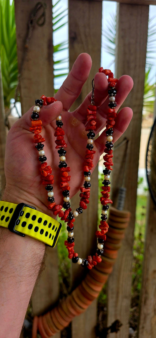 A marvelous vintage extra-length necklace, beautifully composed in a tribal / ethnic style, blending raw natural elements with refined detailing.