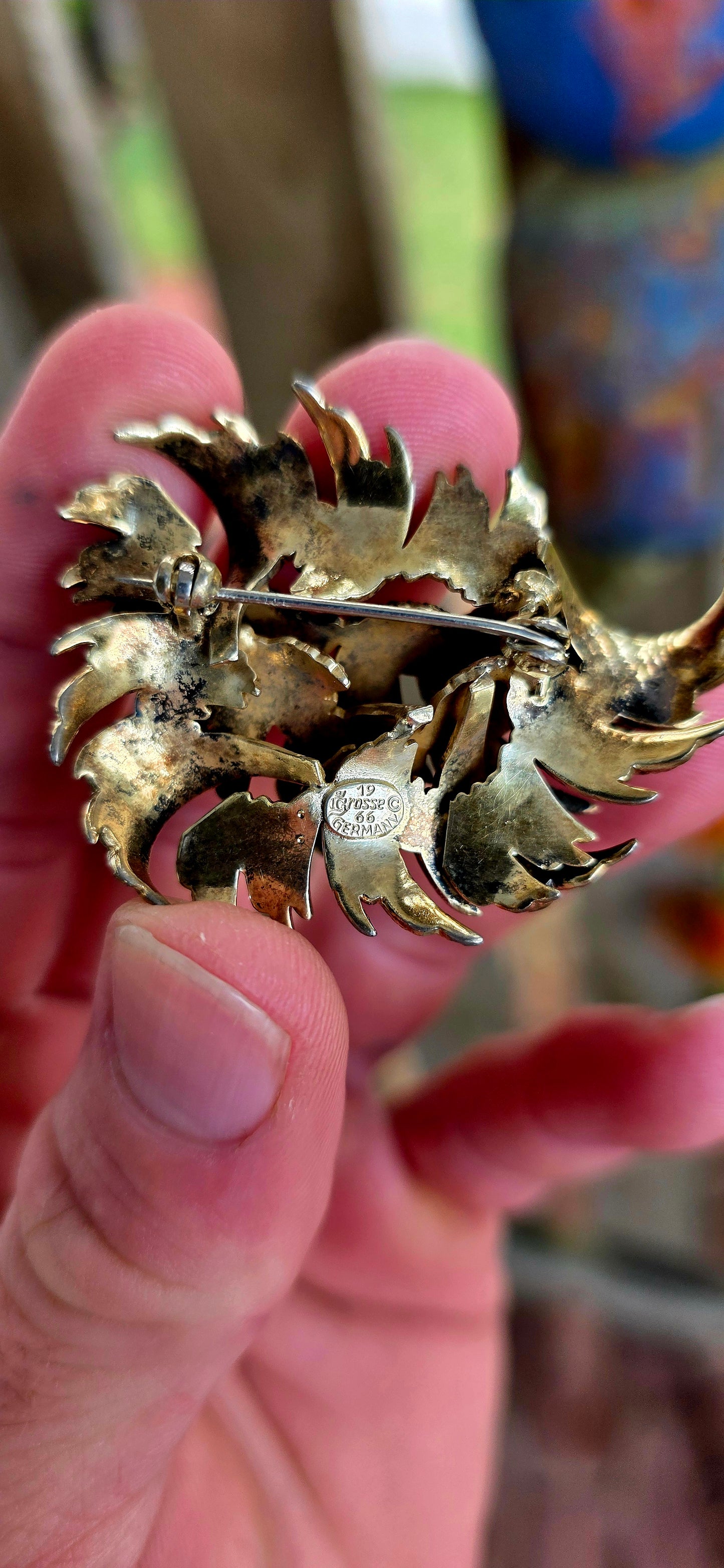 A striking circa 1966 vintage designer brooch by the renowned German house Henkel & Grosse, crafted in rich gold plating and bursting with sculptural energy.