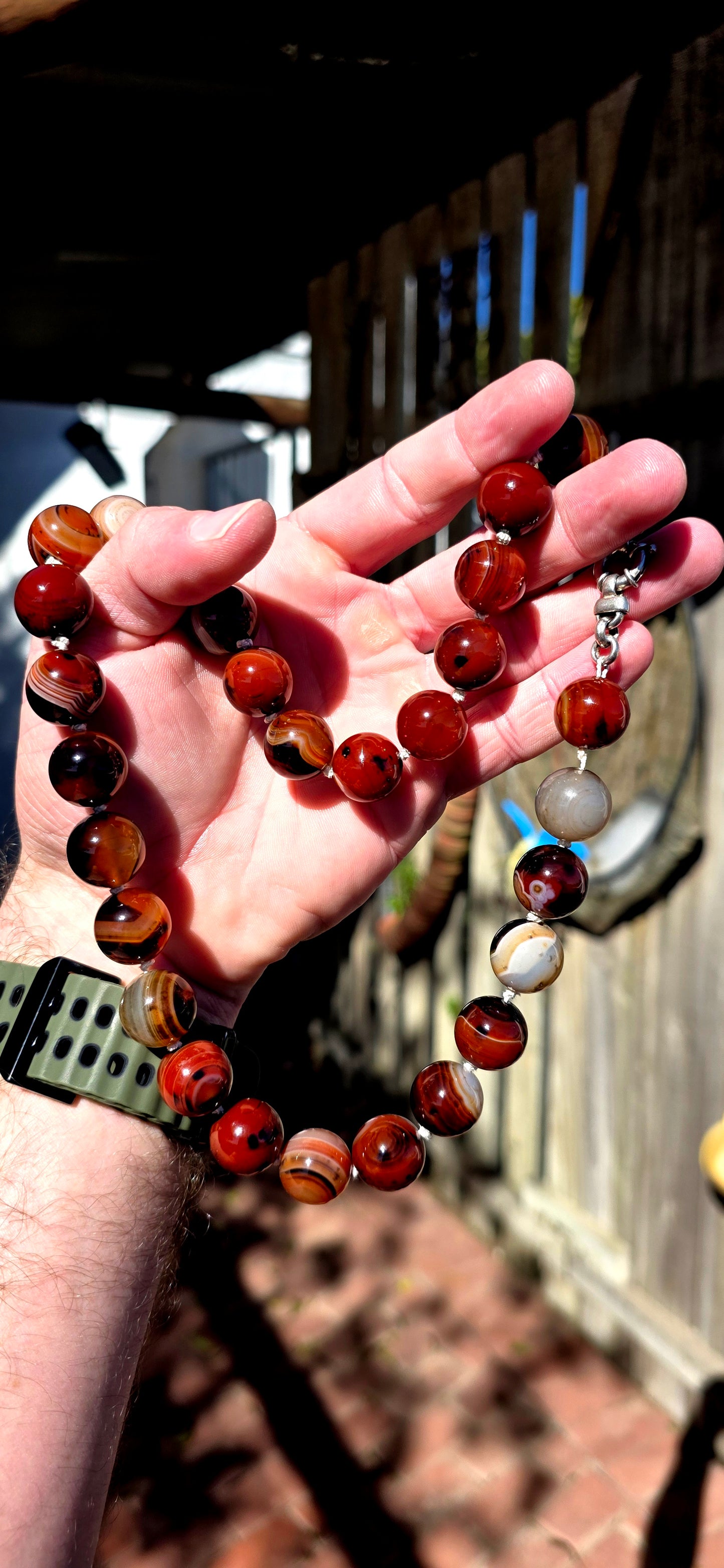 This one has serious presence… a bold, earthy, almost ancient-feeling necklace that speaks straight to lovers of natural stone and powerful statement pieces.