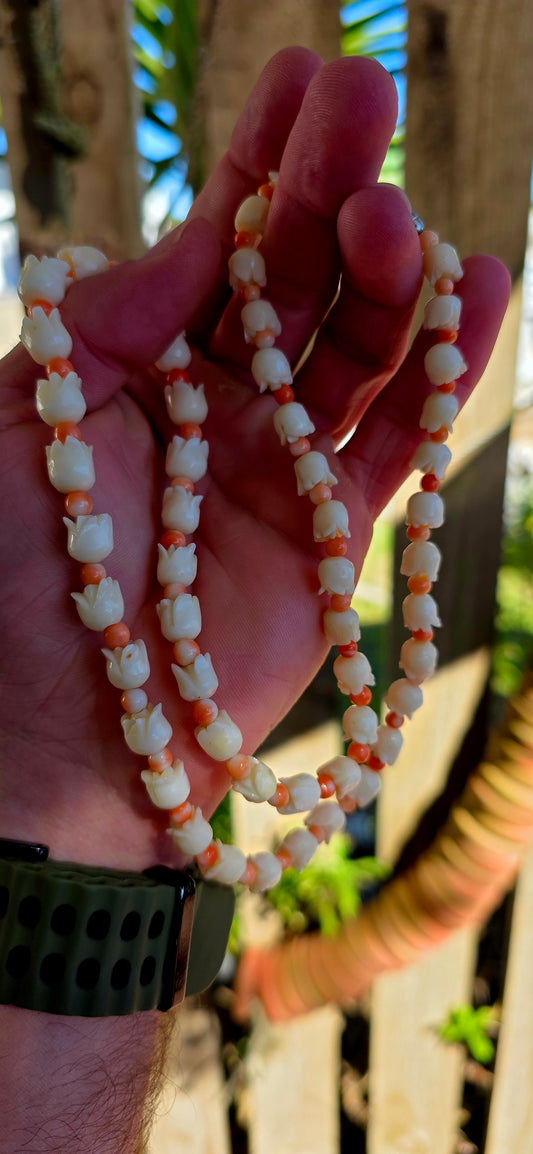 A truly enchanting survivor from the Art Deco era (circa 1930s–40s).