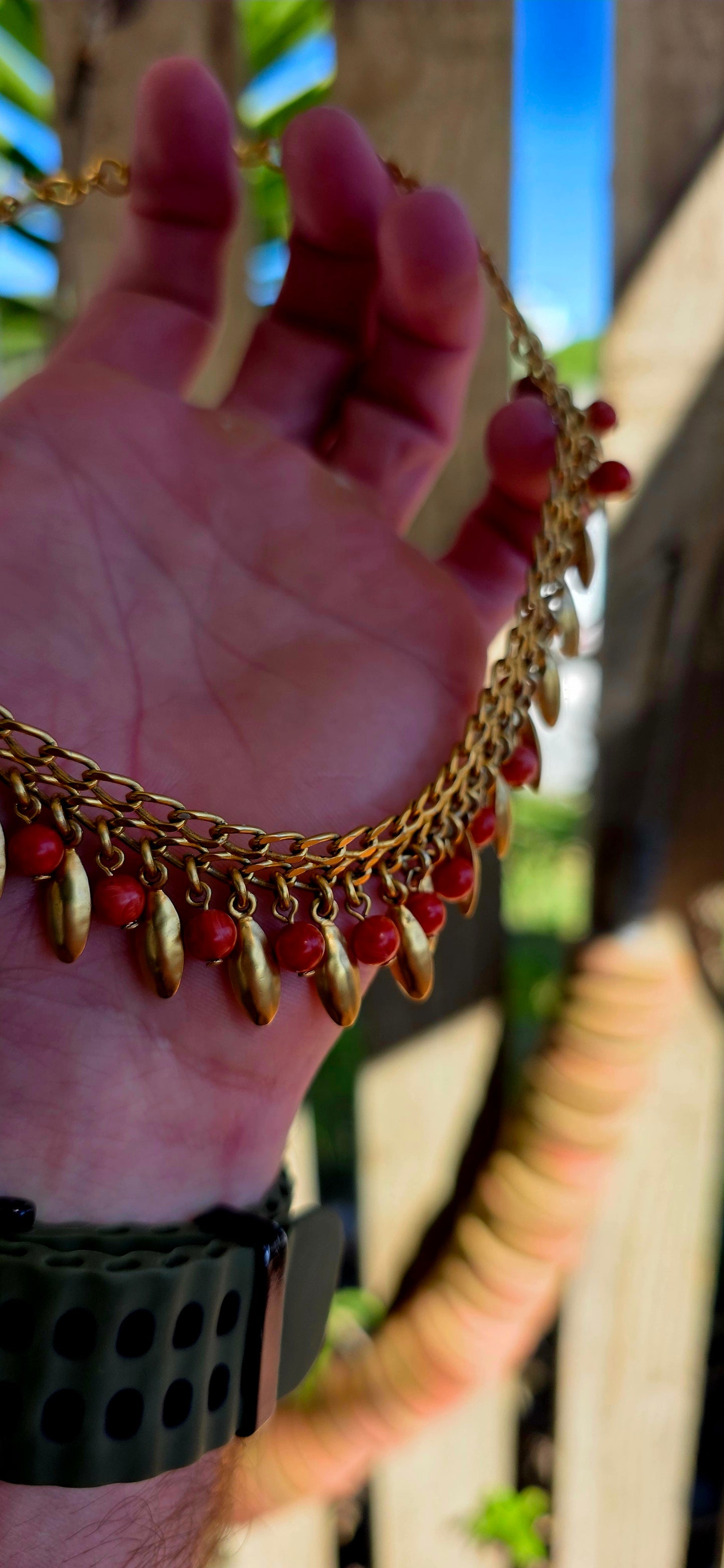 This marvelous vintage designer collar necklace was created by the renowned American costume jewellery house Monet and dates to the 1980s, a decade known for bold statement jewellery and rich, globally inspired design.