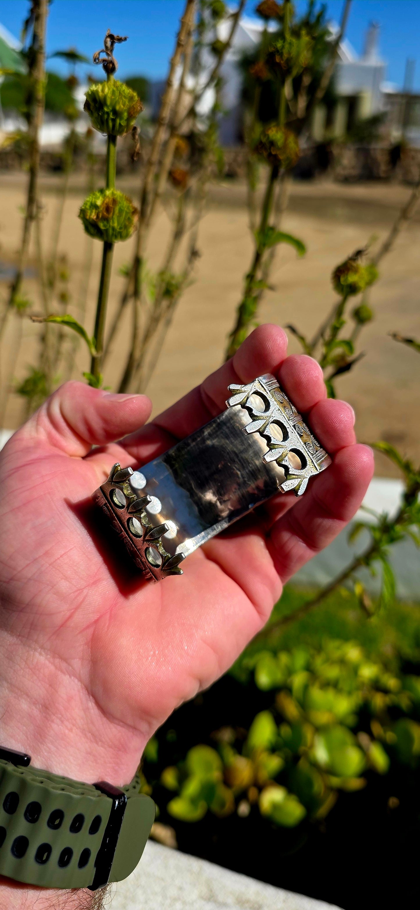 A commanding, museum-worthy example of early 20th-century nomadic jewellery, this extraordinary cuff comes from the legendary Tekke tribe of Turkmenistan (circa 1920s).