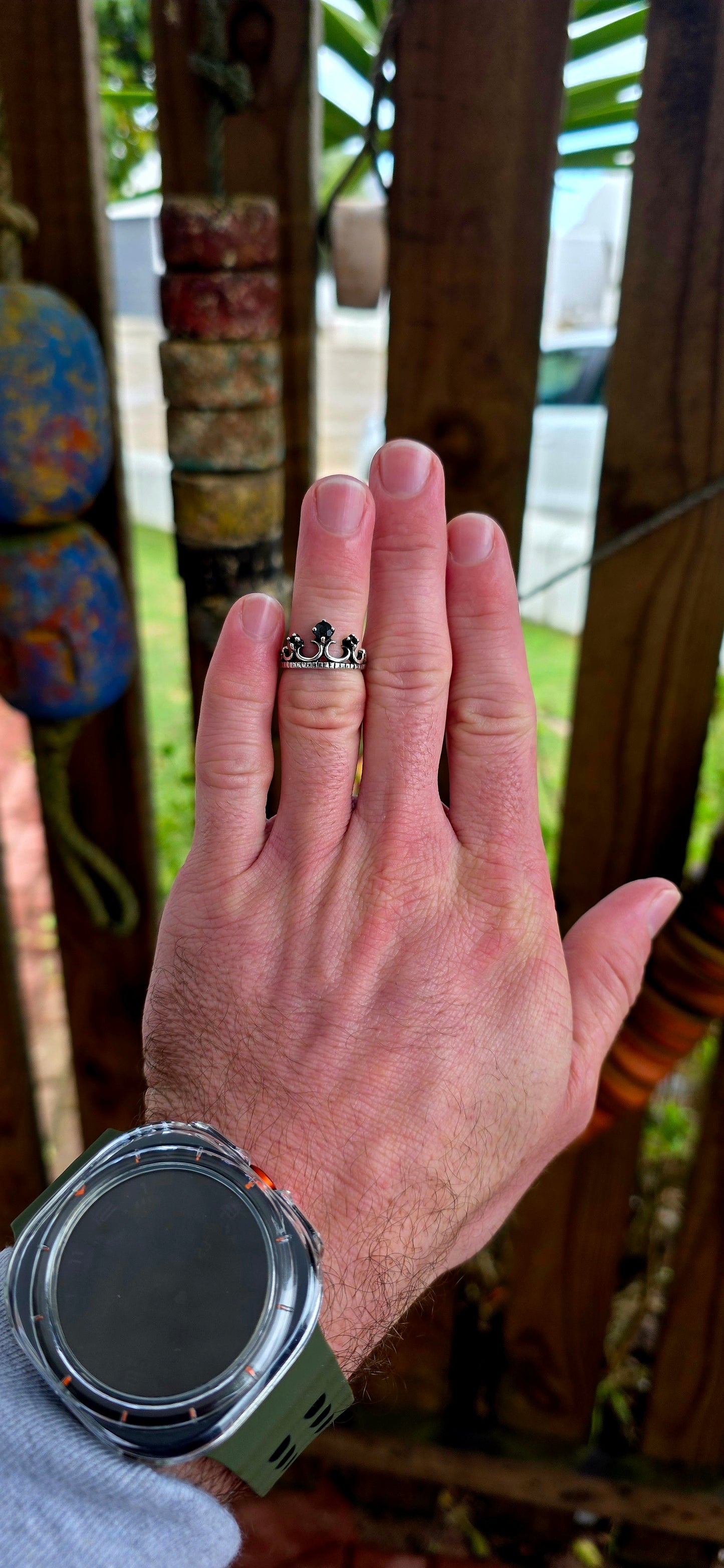 A ring fit for royalty… but make it dark, dramatic, and unapologetically bold.