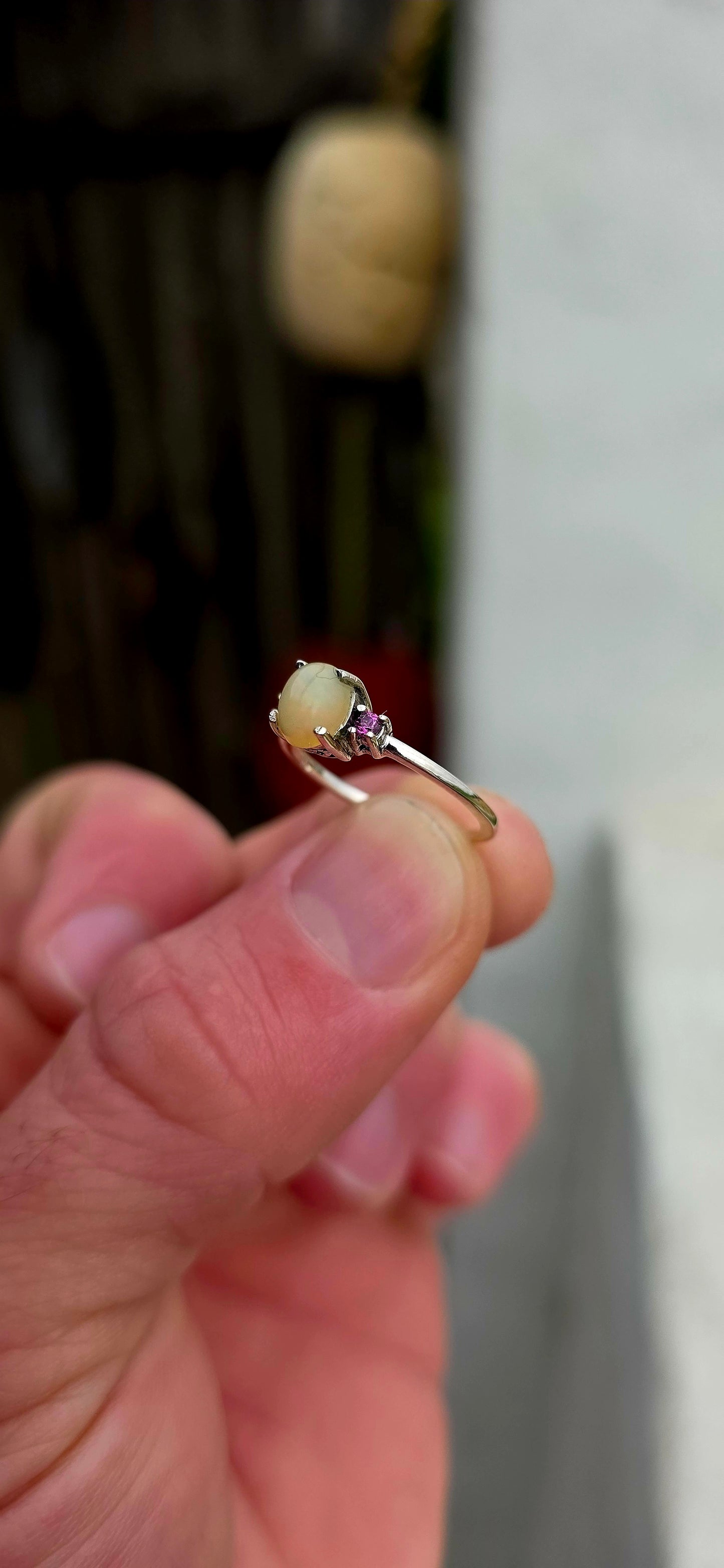 Delicate, romantic and wonderfully whimsical... Enchanting sterling silver trilogy ring.