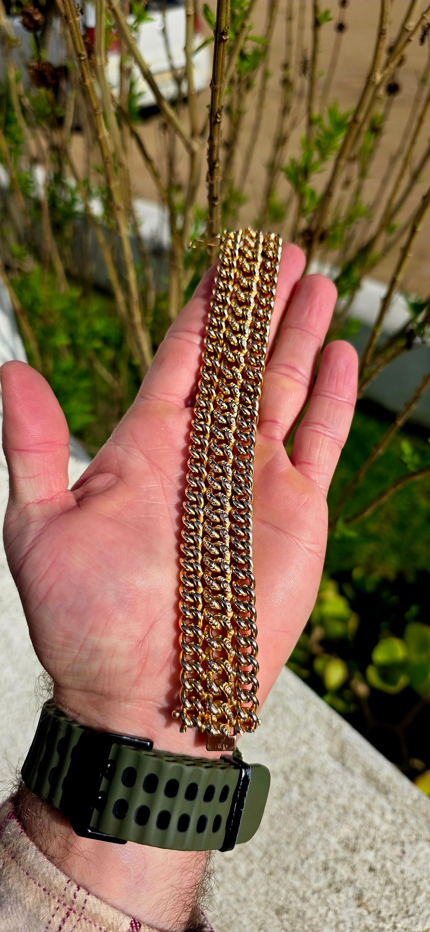 This absolutely magnificent vintage French bracelet is crafted in richly glowing yellow/rosy gold-filled metal and features an incredibly substantial three-row curb link design that drapes beautifully around the wrist.