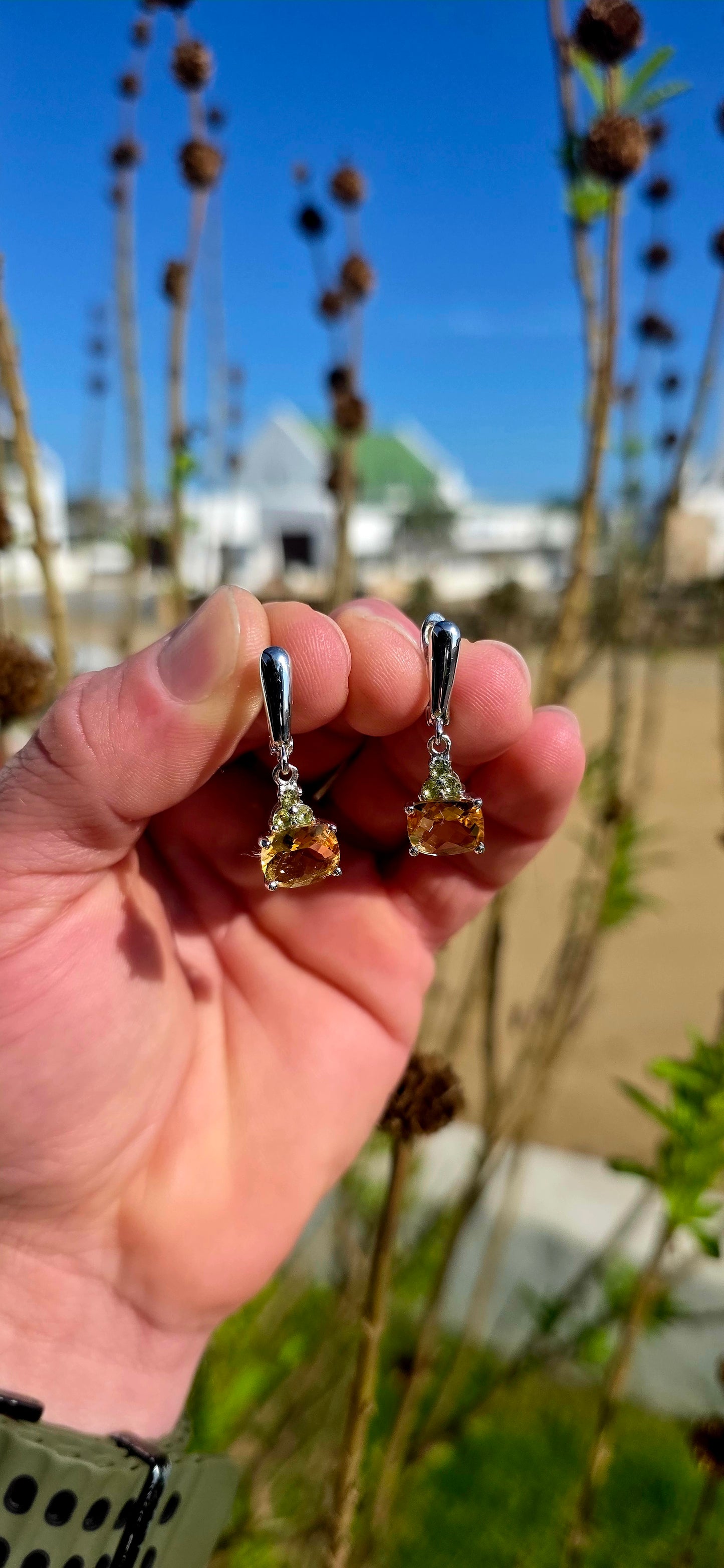 Elegant, unusual, and bursting with sunshine-filled colour… these beautiful gemstone earrings remind me of golden fruit hanging from a summer orchard tree beneath a clear blue sky.