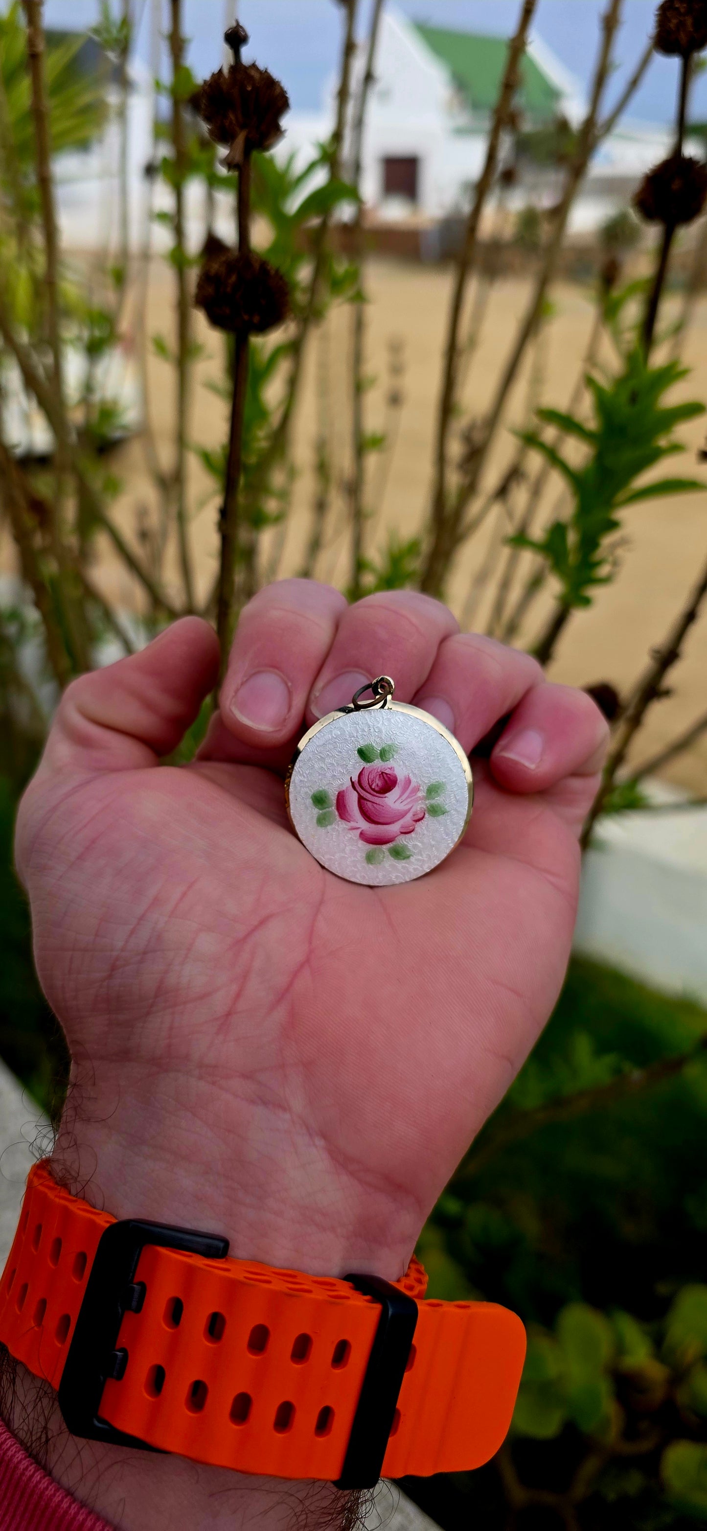 A wonderfully romantic piece from the golden age of vintage costume jewellery, this generously sized circa 1950s pendant captures all the charm and femininity of mid-century design.