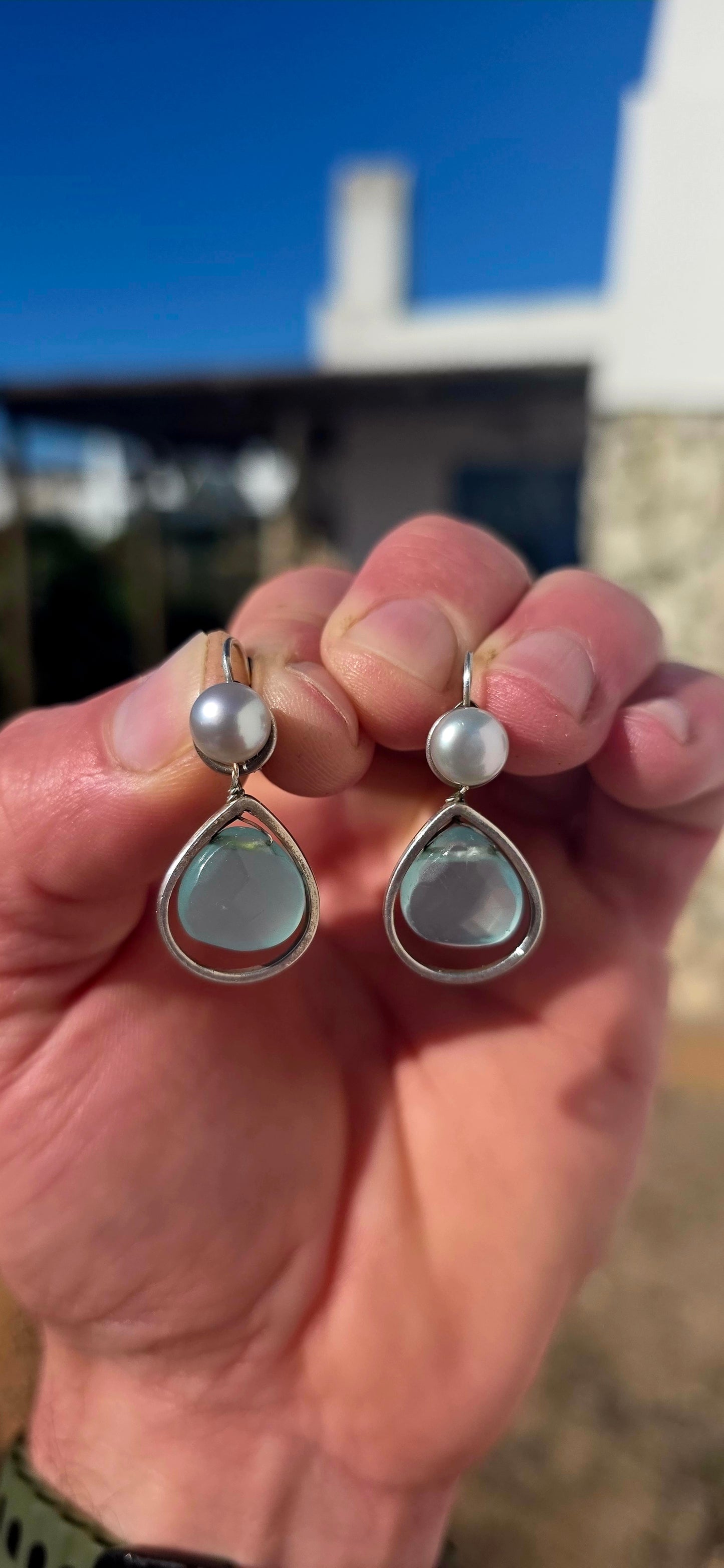Elegant, effortless and unmistakably French... these beautiful early Gas Bijoux earrings perfectly embody the brand's signature fusion of luxury, artistry and Mediterranean-inspired style.