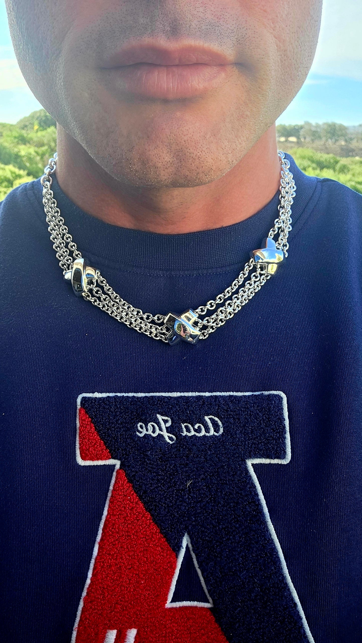 This striking vintage designer necklace is a beautiful example of the modernist jewellery that made Erwin Pearl an internationally celebrated name.