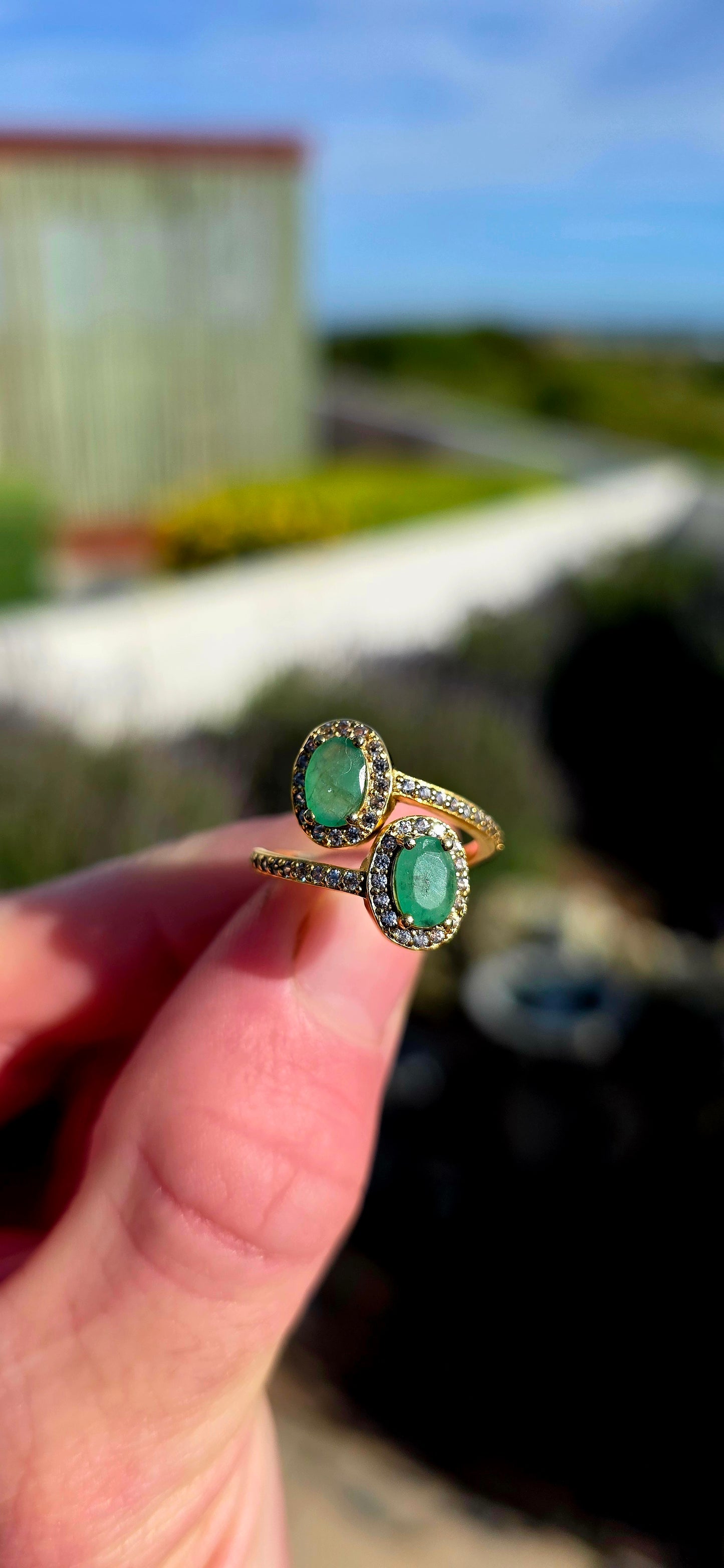 Romantic and effortlessly elegant... this beautiful Toi et Moi ring is a modern interpretation of one of history's most iconic jewellery designs.