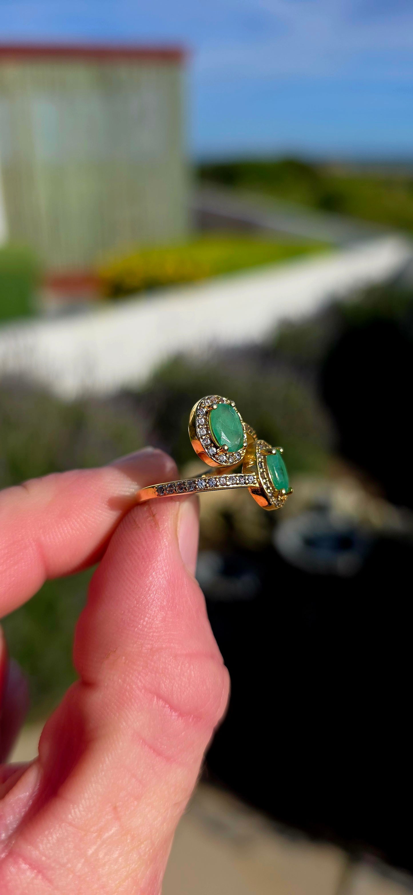 Romantic and effortlessly elegant... this beautiful Toi et Moi ring is a modern interpretation of one of history's most iconic jewellery designs.