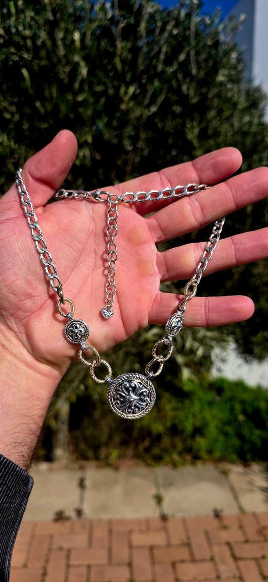 Some jewellery effortlessly bridges the gap between vintage elegance and contemporary style... and this beautifully crafted designer costume statement necklace does exactly that.