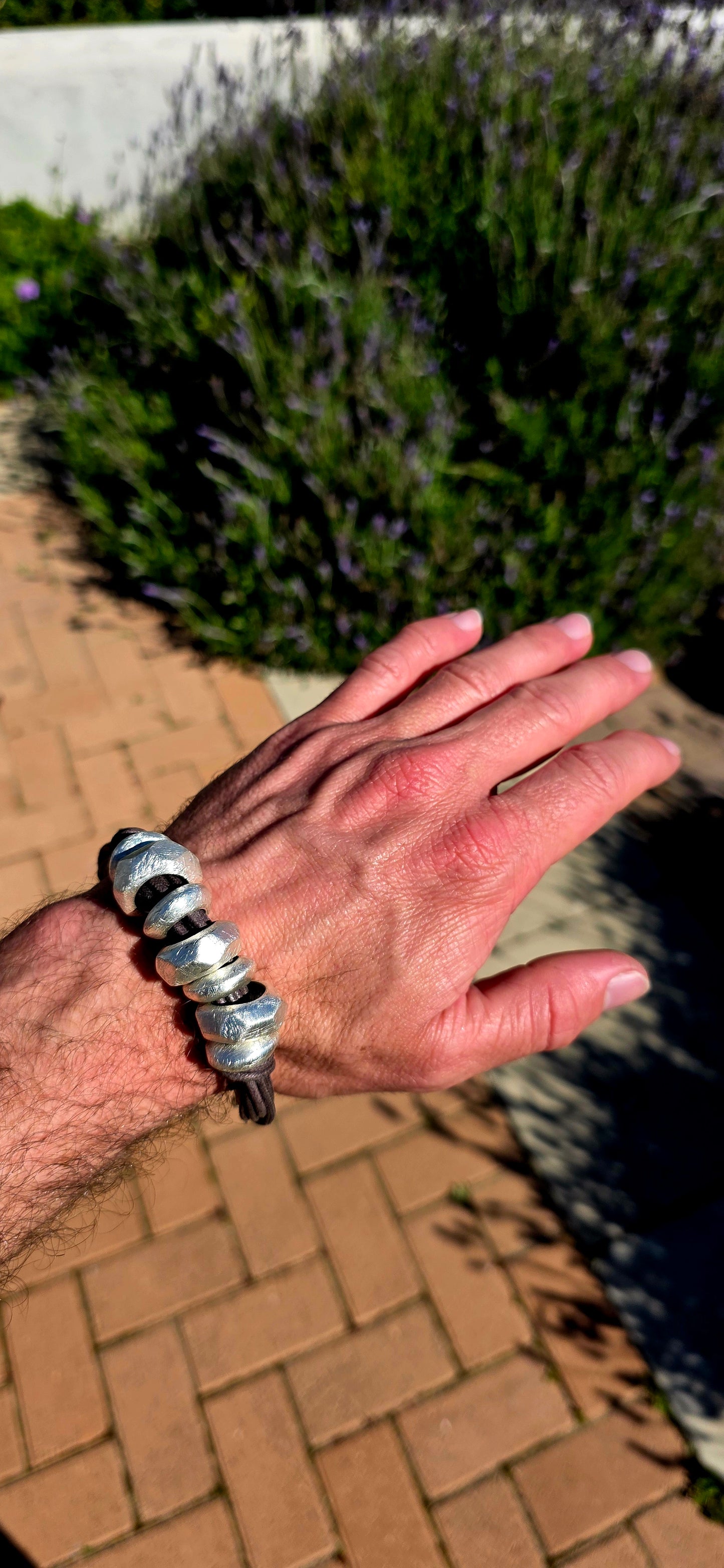 This chunky designer costume bracelet by renowned South African jewellery brand Jangi is the perfect blend of contemporary design and everyday wearability.