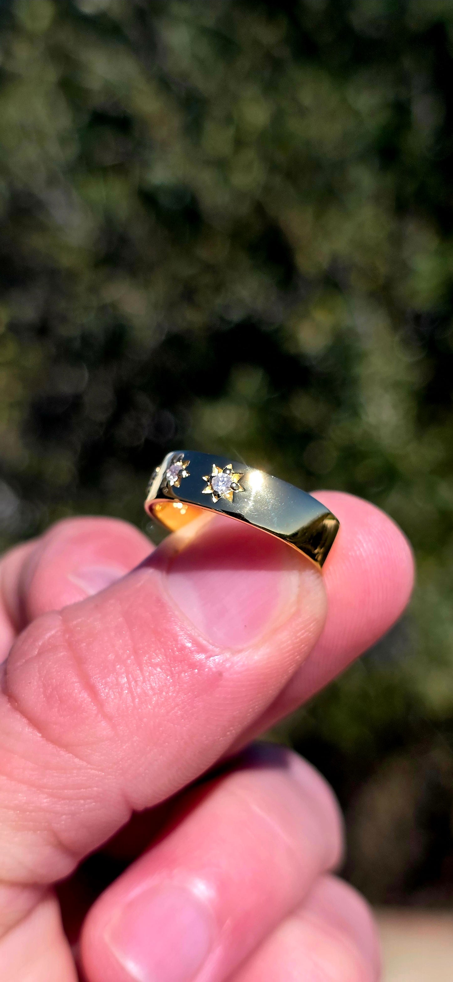 This striking unisex Victorian-revival gypsy ring is crafted in solid sterling silver and finished in a rich, buttery layer of 18ct yellow gold plating, giving the band a glowing, antique-gold warmth that feels both classic and enduring.