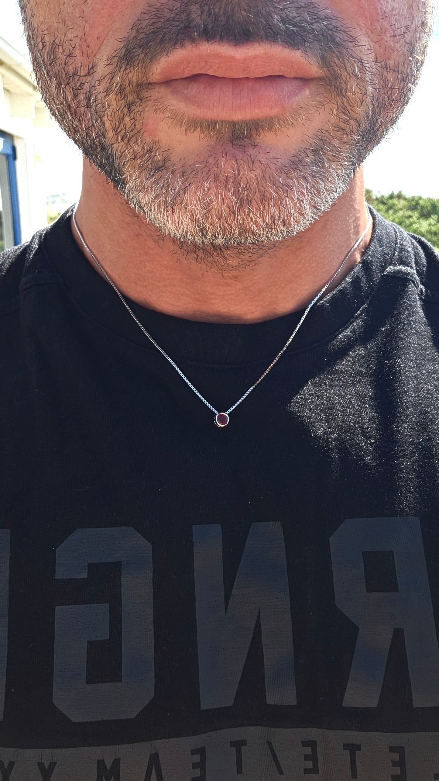 Minimalistic and beautifully UNISEX — this sterling silver necklace proves that sometimes one fabulous gemstone is all you need!