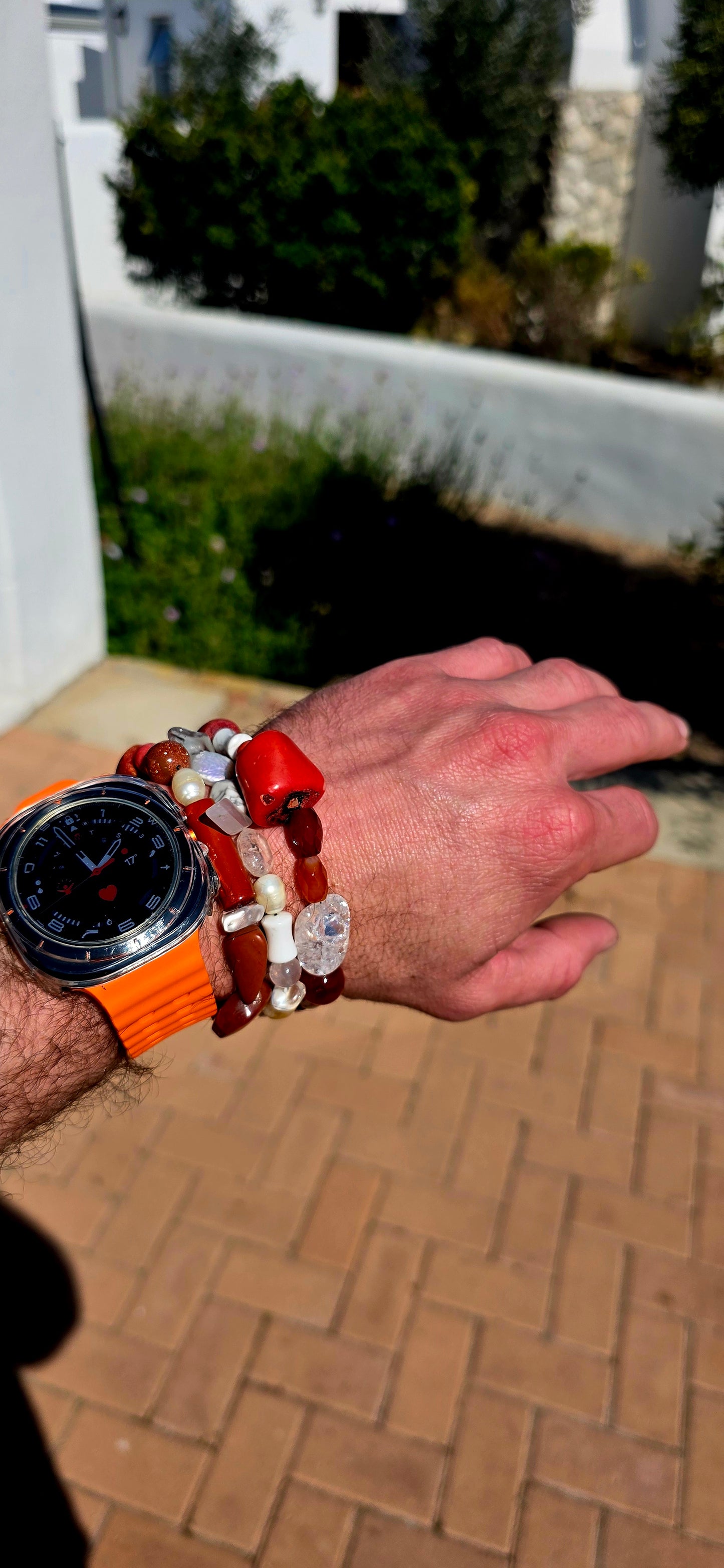 A fabulous trio of chunky gemstone stretch bracelets celebrating that glorious combination of fiery reds and crisp whites!