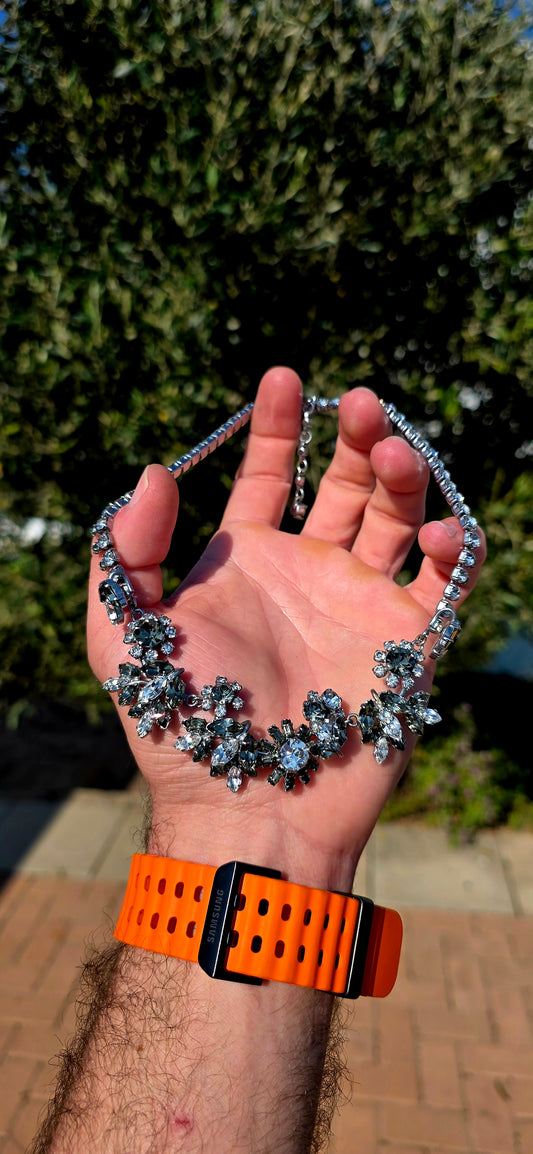 WOW!!! This is vintage costume jewellery at its most glamorous! A spectacular circa 1960s Austrian crystal rhinestone necklace with its matching brooch, beautifully preserved as a complete set.